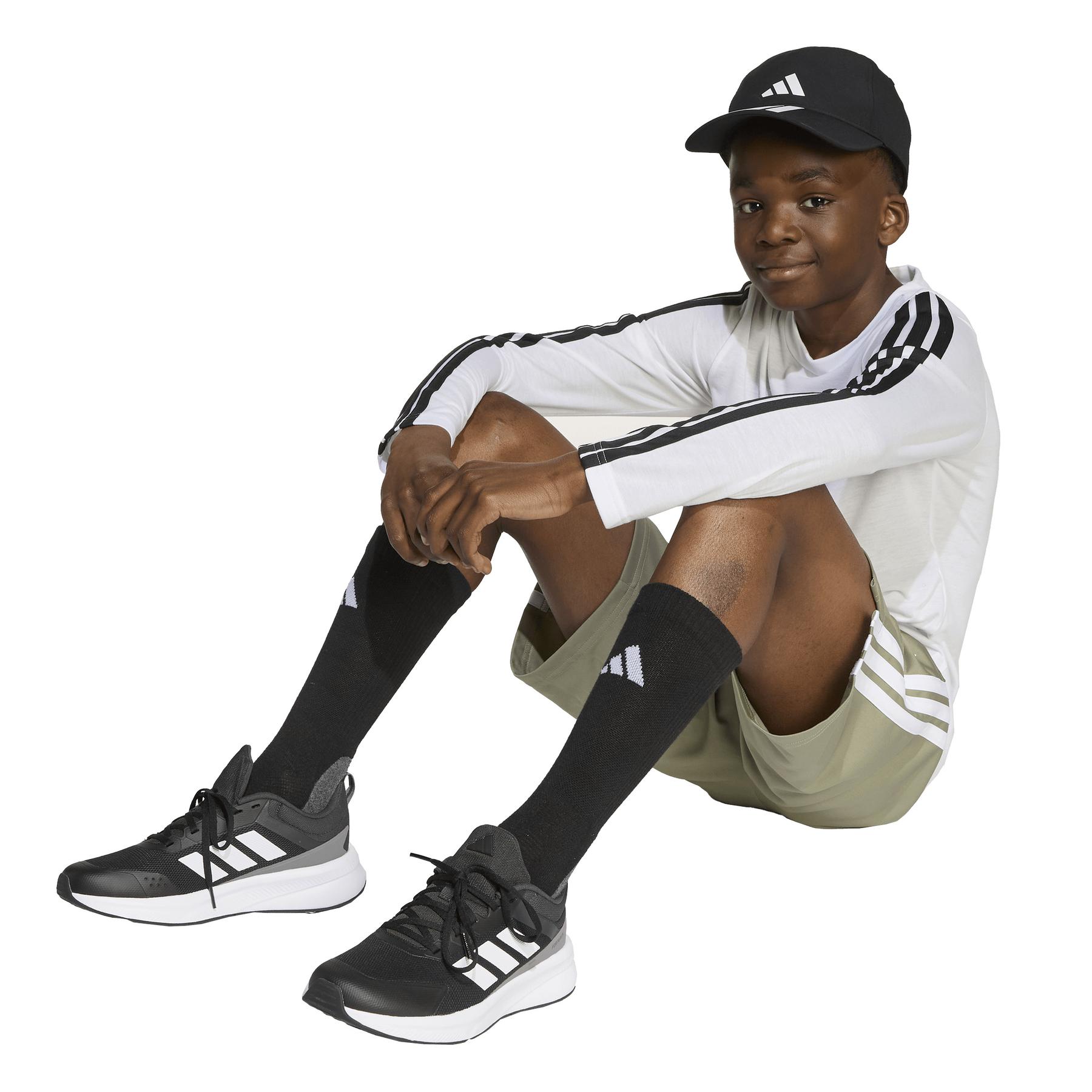 product/a/d/adidas_jm1578_white-black_4.jpg