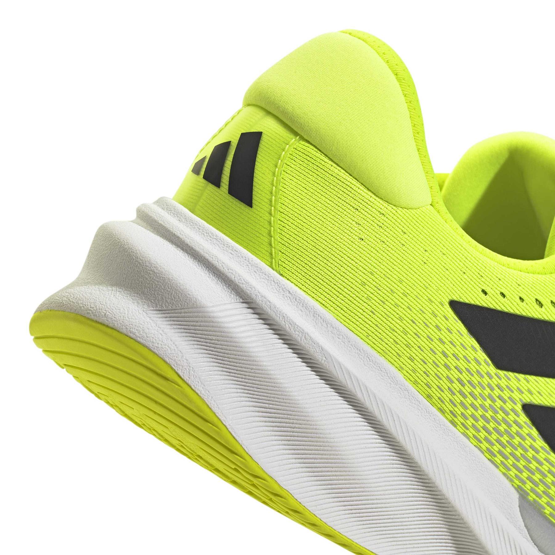 product/a/d/adidas_jp6186_9_footwear_photography_detail_view_2_white-nw091625.jpg