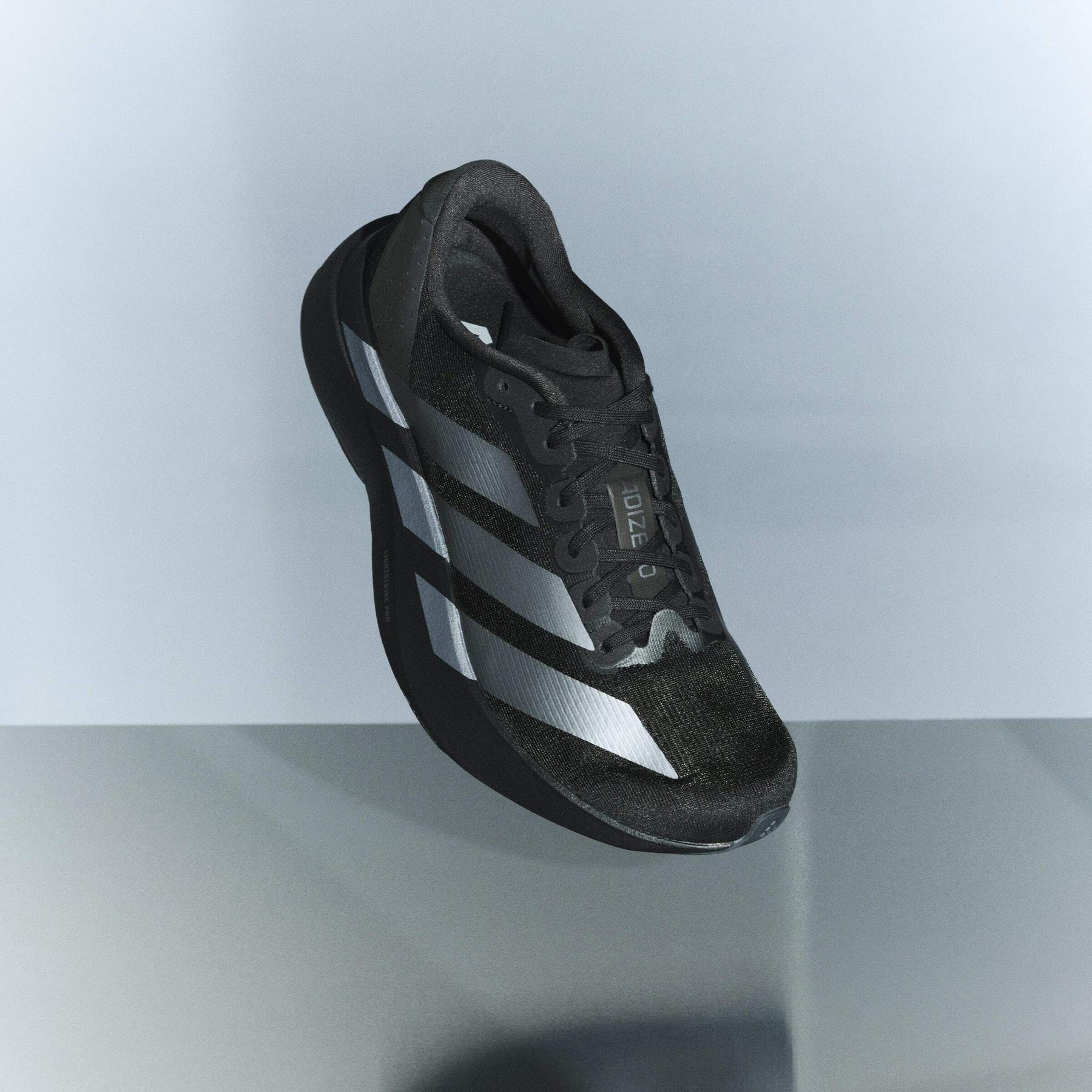 product/a/d/adidas_jp7147_14_footwear_photography_heromrktng_view_1-nw091625.jpg