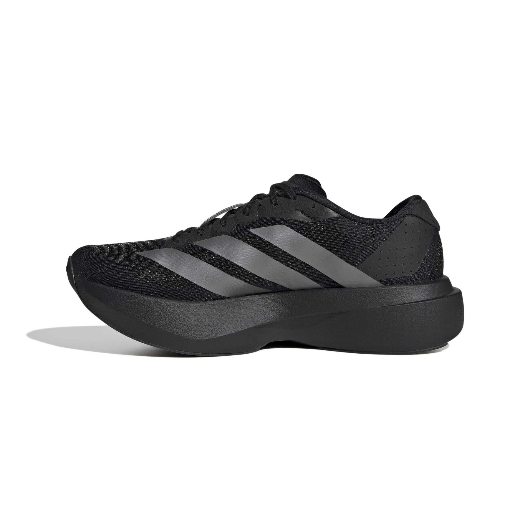 product/a/d/adidas_jp7147_5_footwear_photography_side_medial_center_view_white-nw091625.jpg