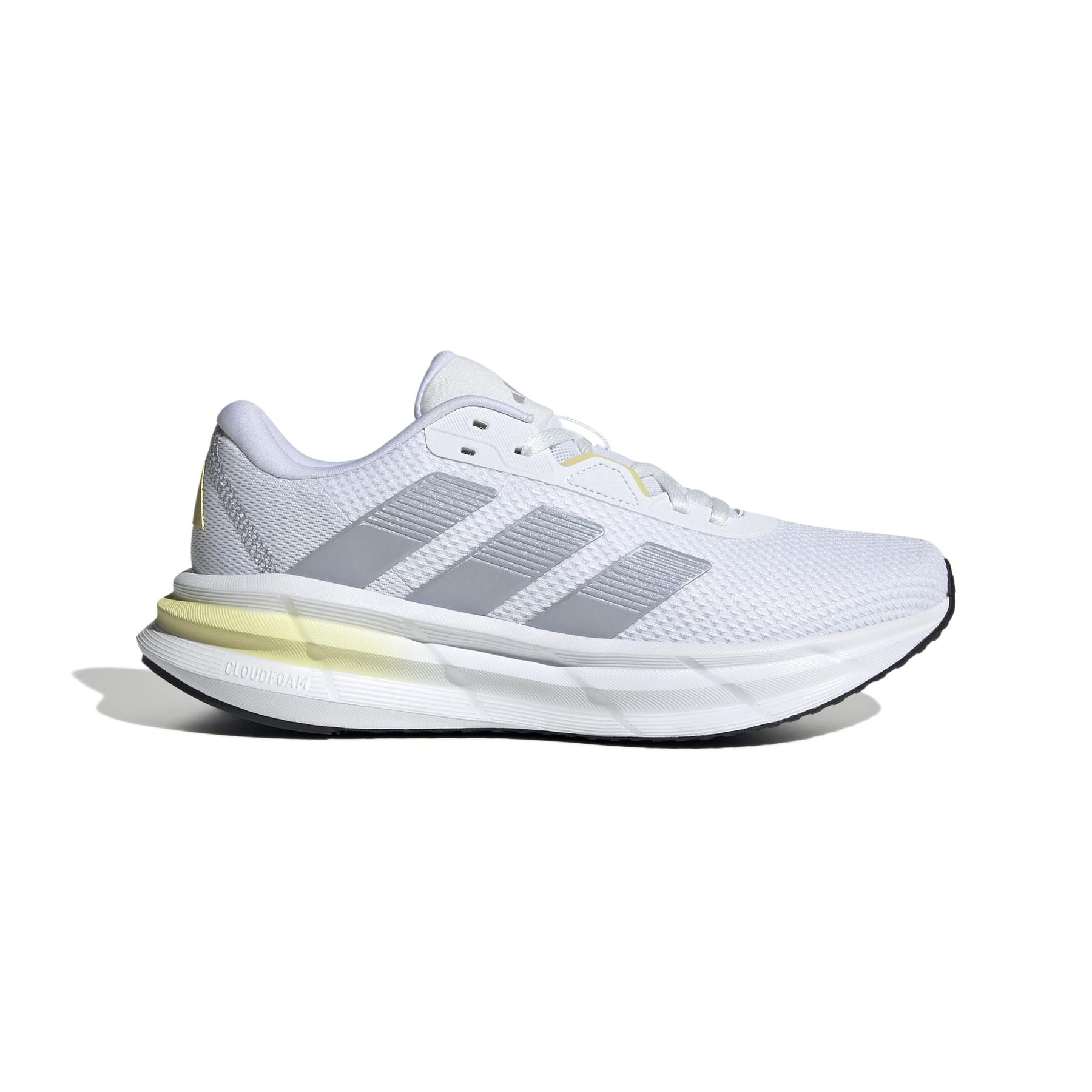 product/a/d/adidas_jq2605_1_footwear_photography_side_lateral_center_view_white-nw091625.jpg