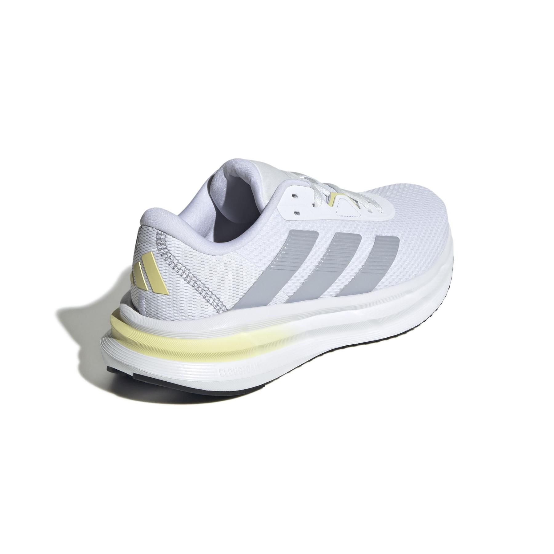 product/a/d/adidas_jq2605_7_footwear_photography_back_lateral_top_view_white-nw091625.jpg