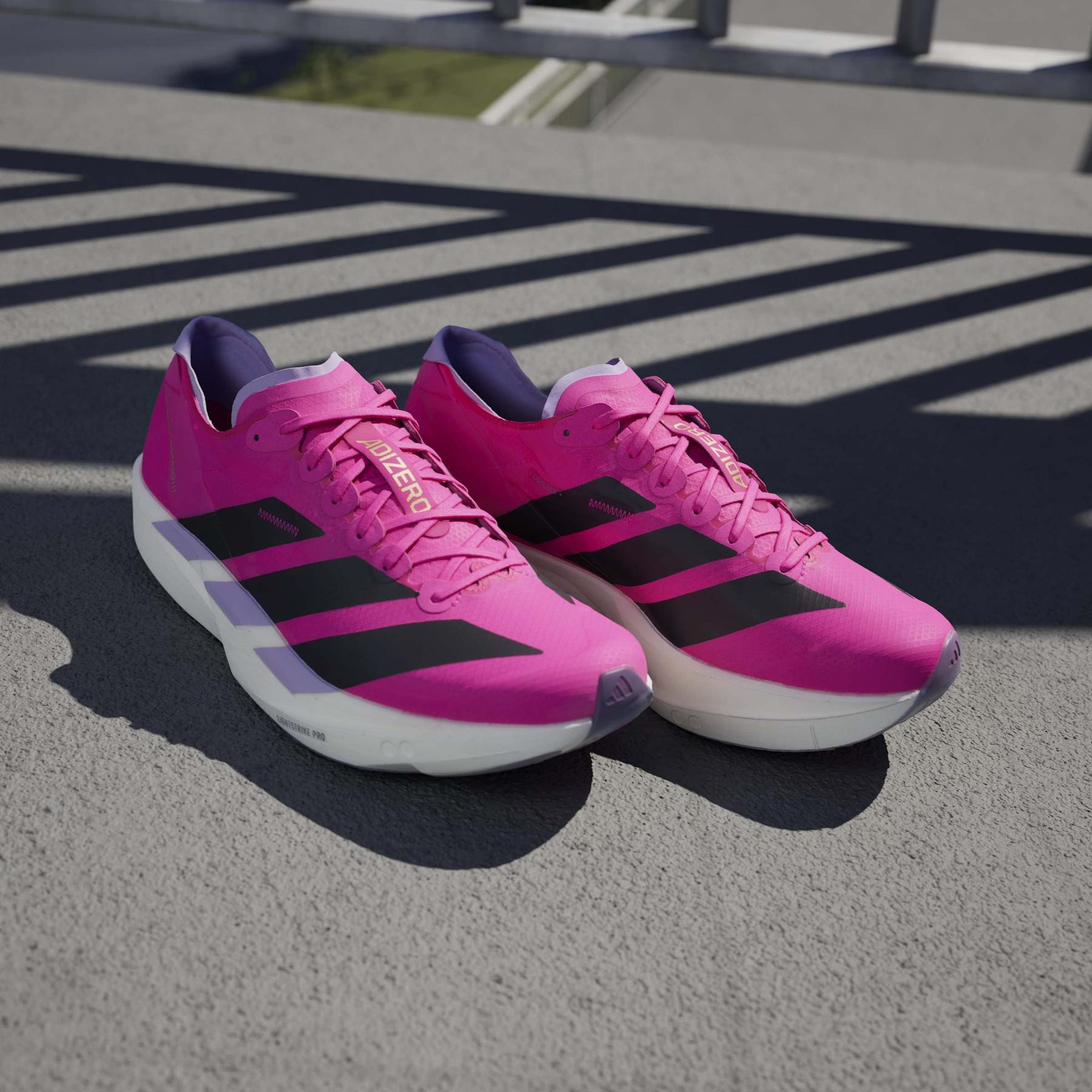 product/a/d/adidas_jq2812_18_footwear_photography_heromrktng_view_5-nw091625.jpg