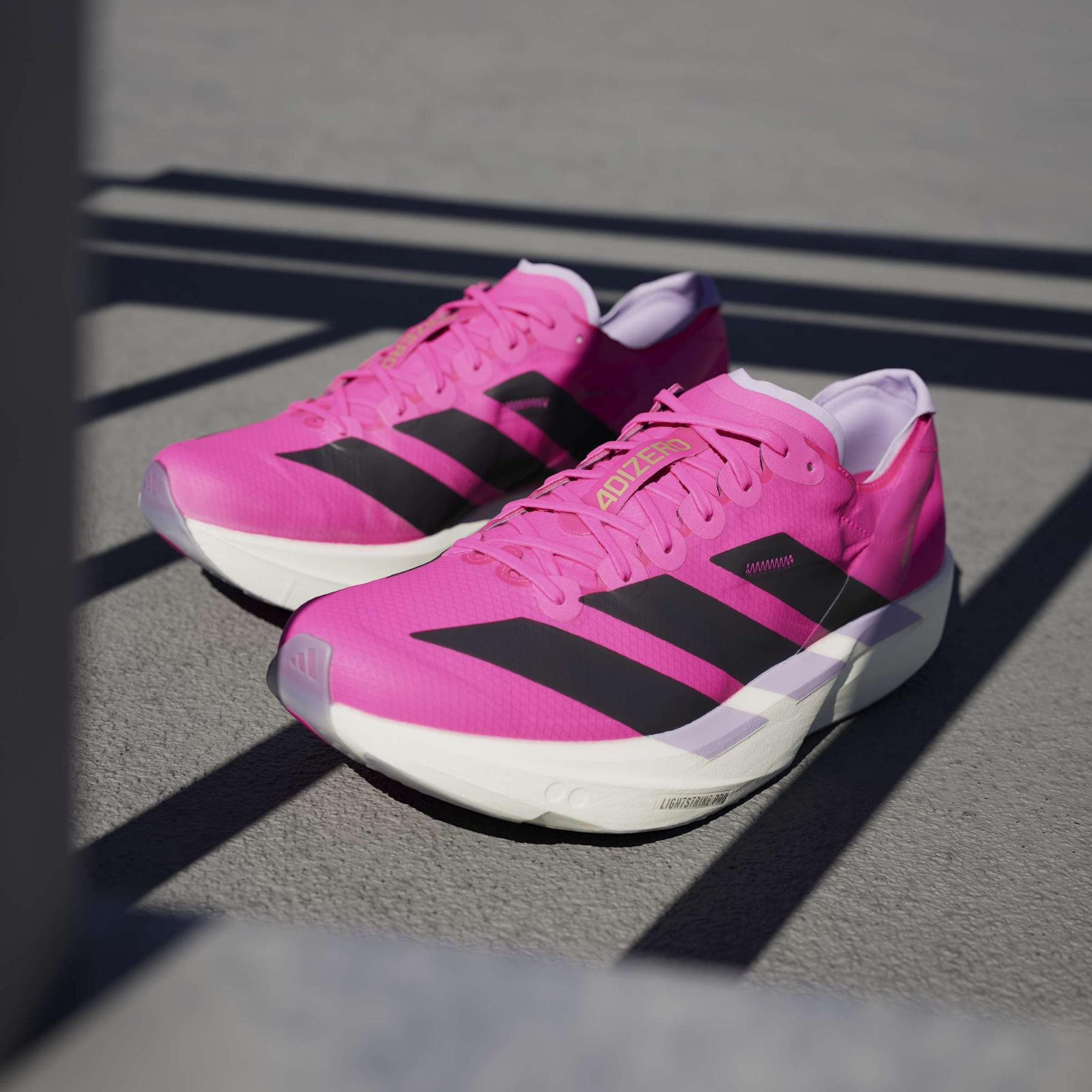 product/a/d/adidas_jq2812_21_footwear_photography_heromrktng_view_8-nw091625.jpg