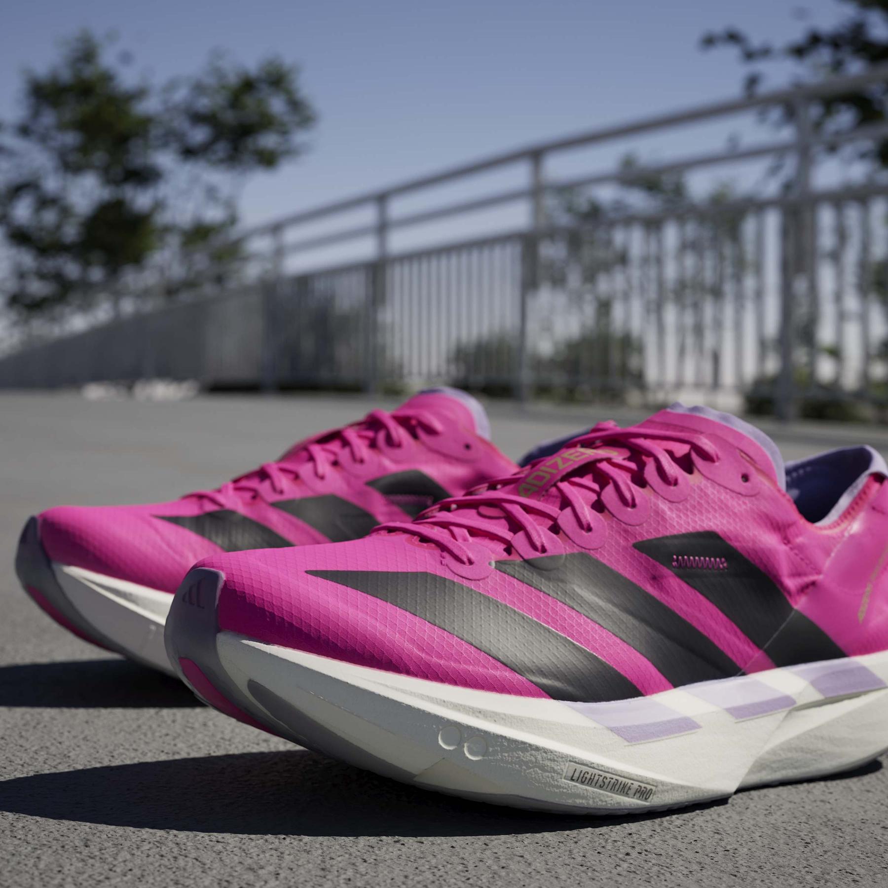 product/a/d/adidas_jq2812_22_footwear_photography_heromrktng_view_9-nw091625.jpg