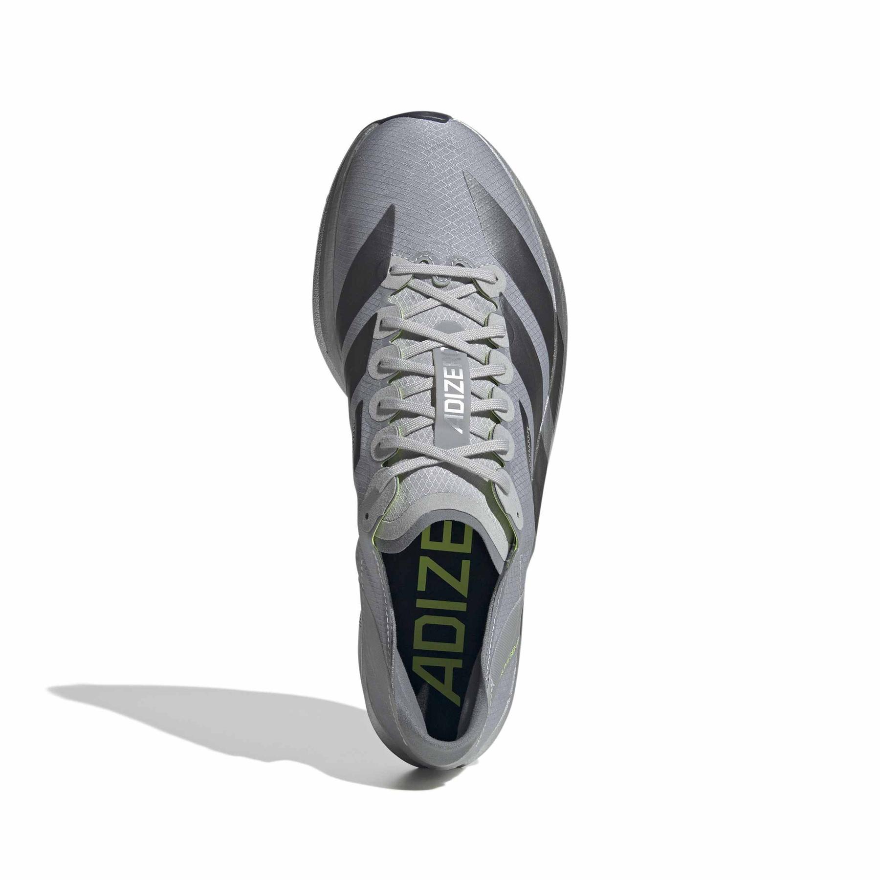product/a/d/adidas_jq2814_3_footwear_photography_top_portrait_view_white-nw091625.jpg