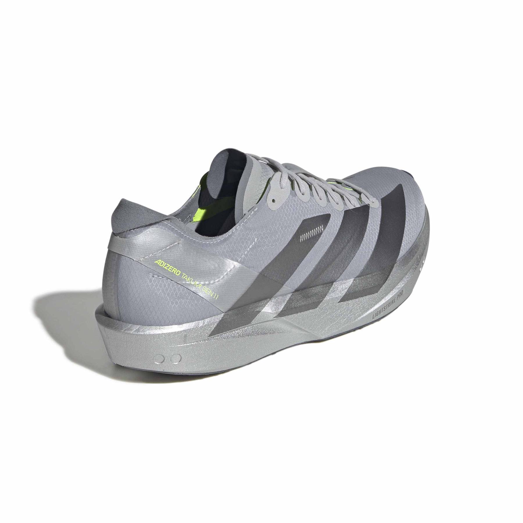 product/a/d/adidas_jq2814_7_footwear_photography_back_lateral_top_view_white-nw091625.jpg