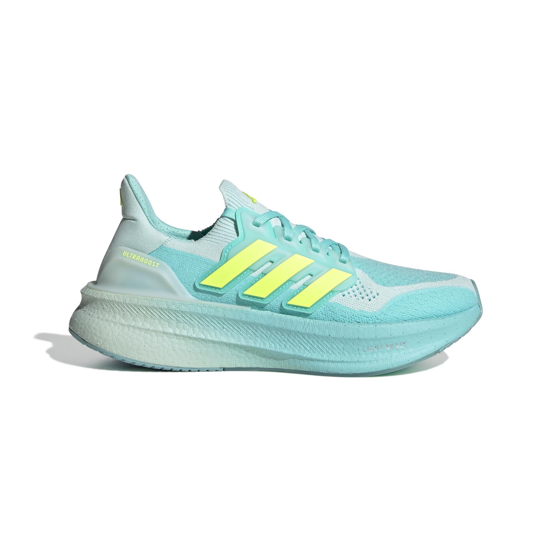 product/a/d/adidas_jq2911_1_footwear_photography_side_lateral_center_view_white.jpg