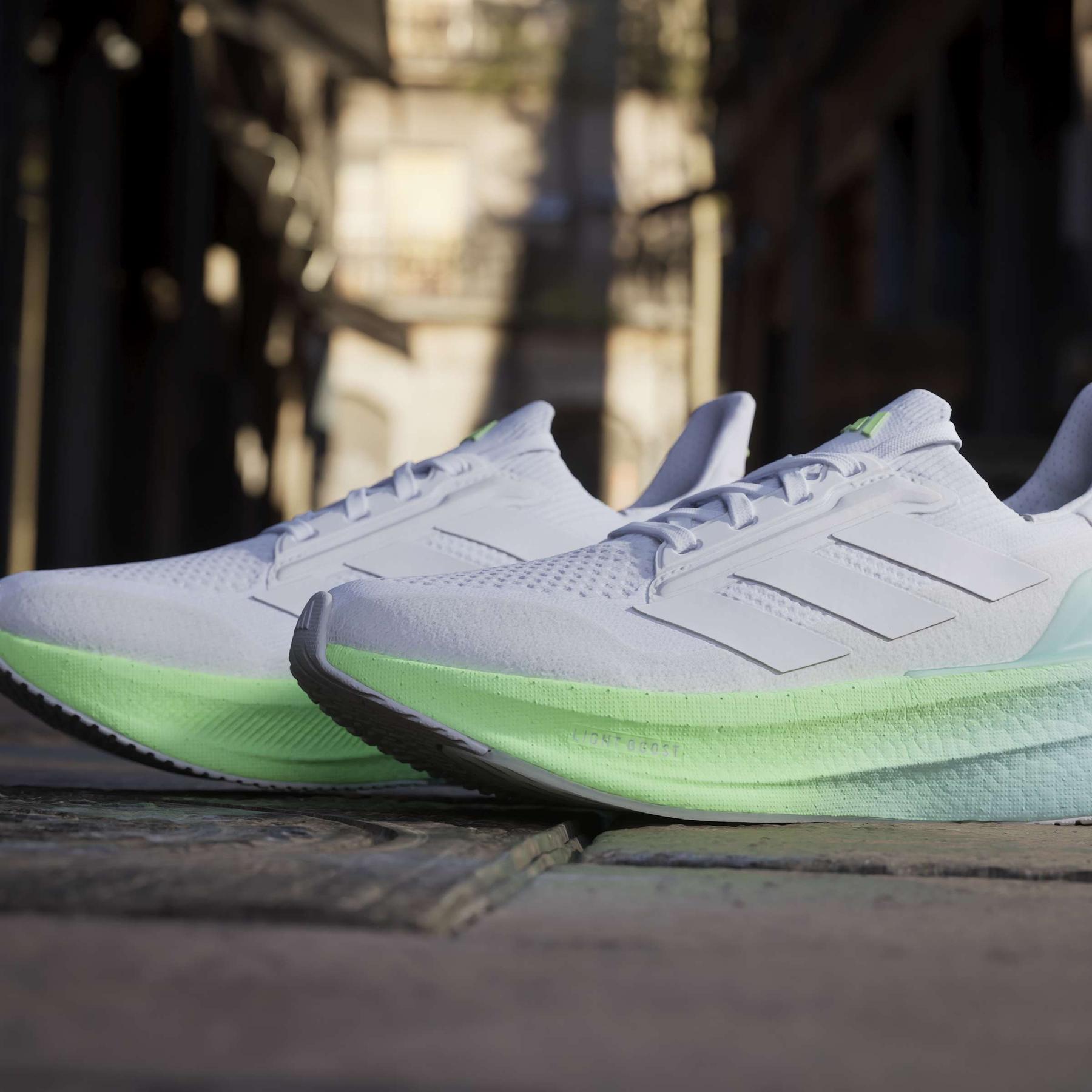 product/a/d/adidas_jq2927_24_footwear_photography_heromrktng_view_9-nw091625.jpg
