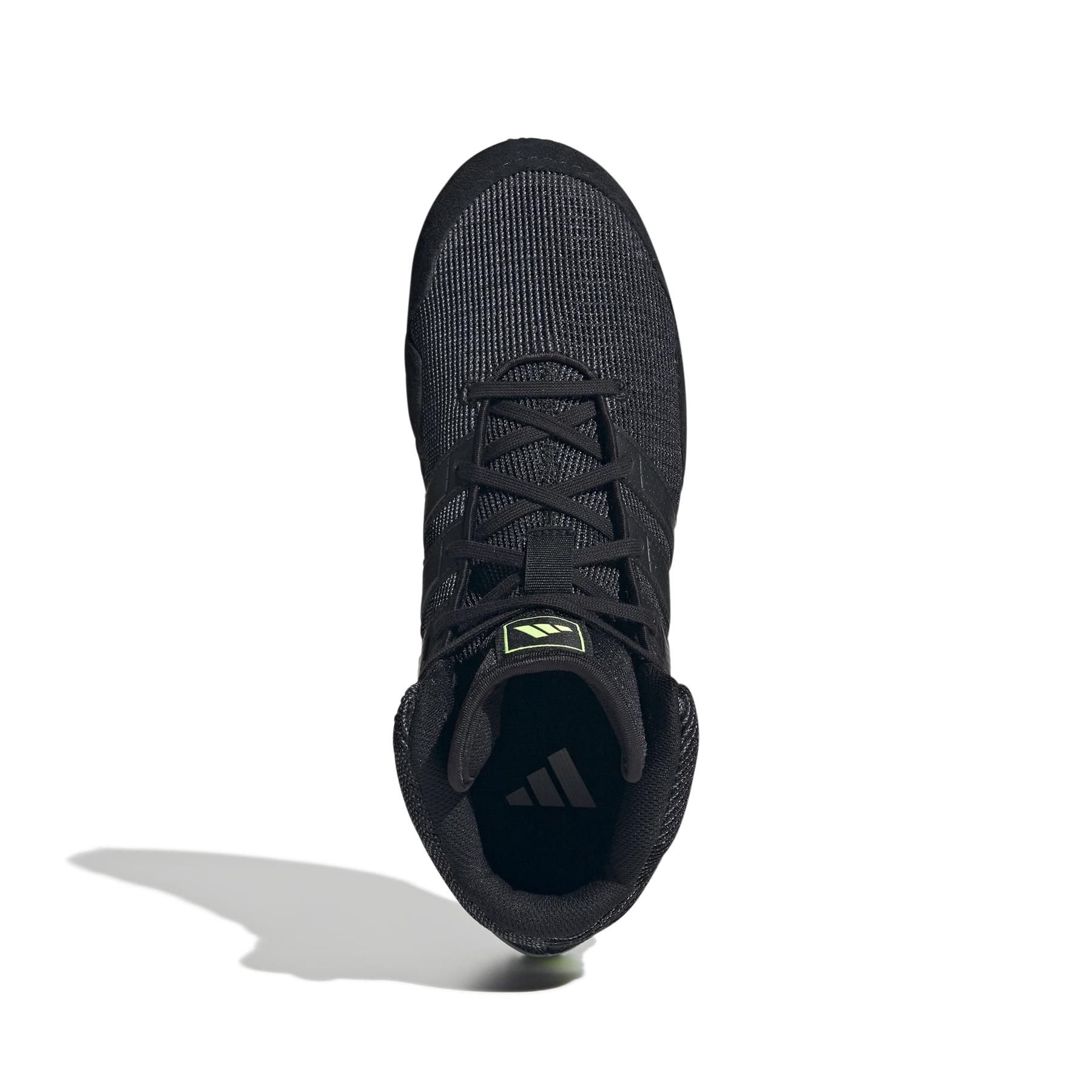 product/a/d/adidas_jq4981_3_footwear_photography_top_portrait_view_white.jpg