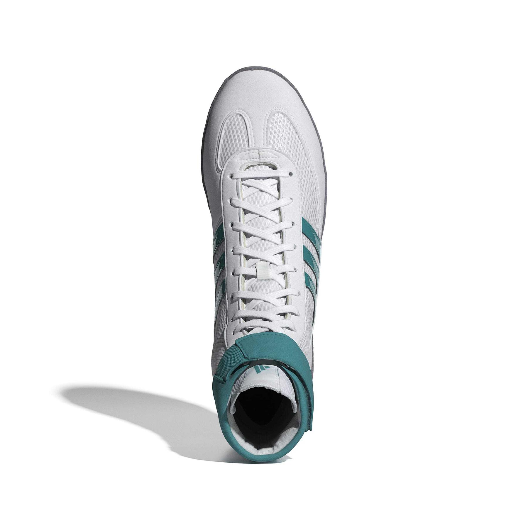 product/a/d/adidas_jq4985_3_footwear_photography_top_portrait_view_white-nw091625.jpg