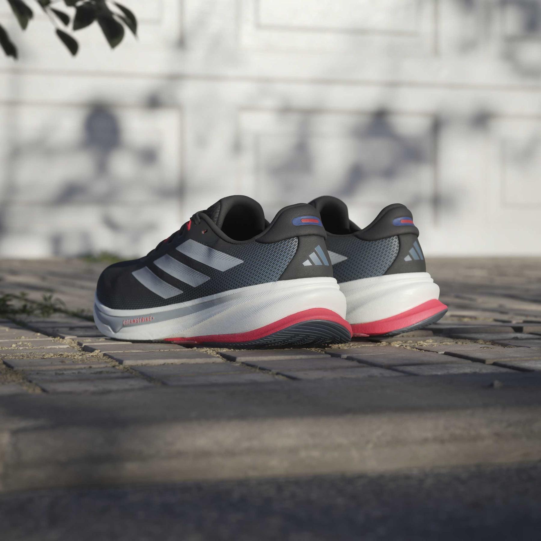product/a/d/adidas_jq7699_20_footwear_photography_heromrktng_view_6-nw091625.jpg