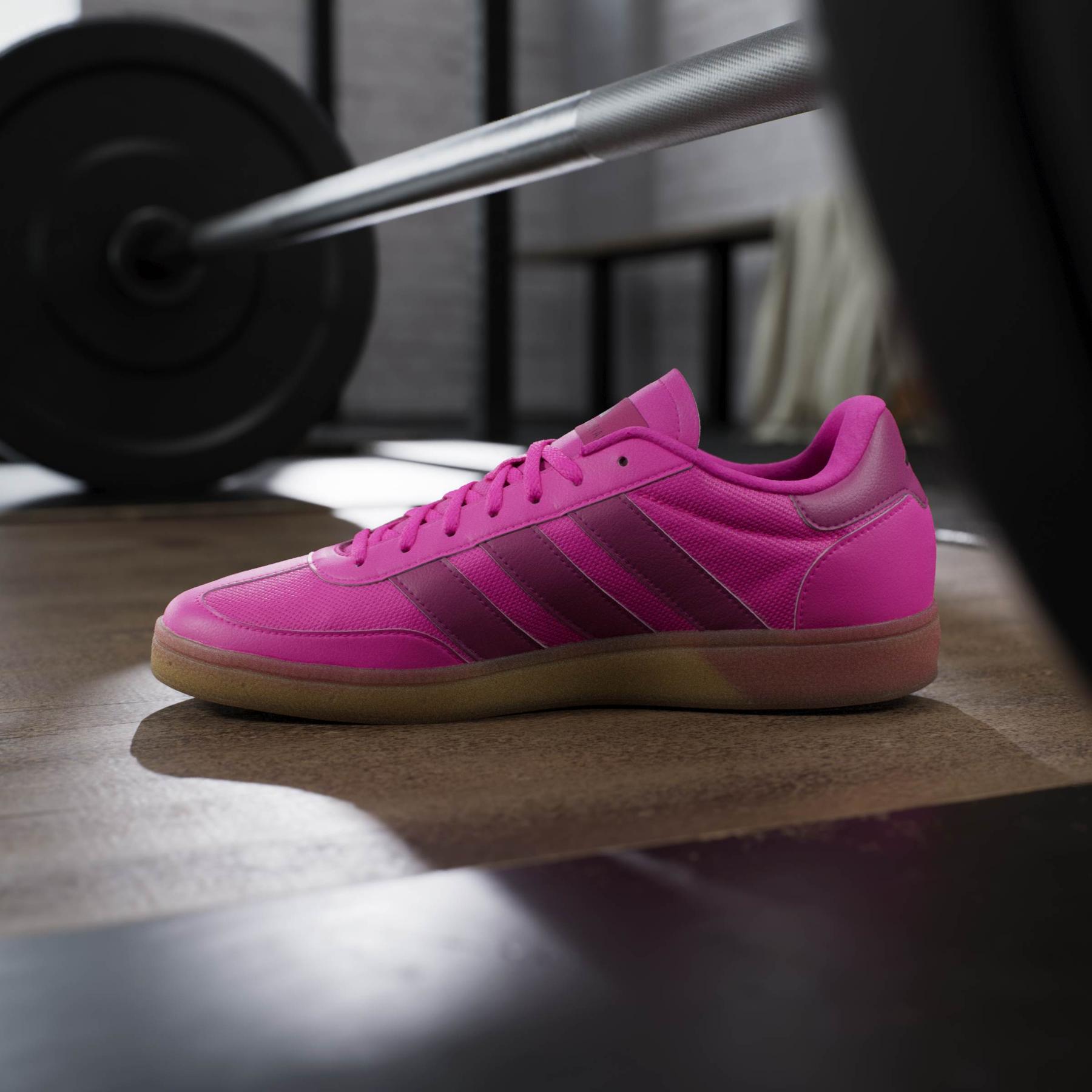 product/a/d/adidas_jq9021_19_footwear_photography_heromrktng_view_7-nw091625.jpg
