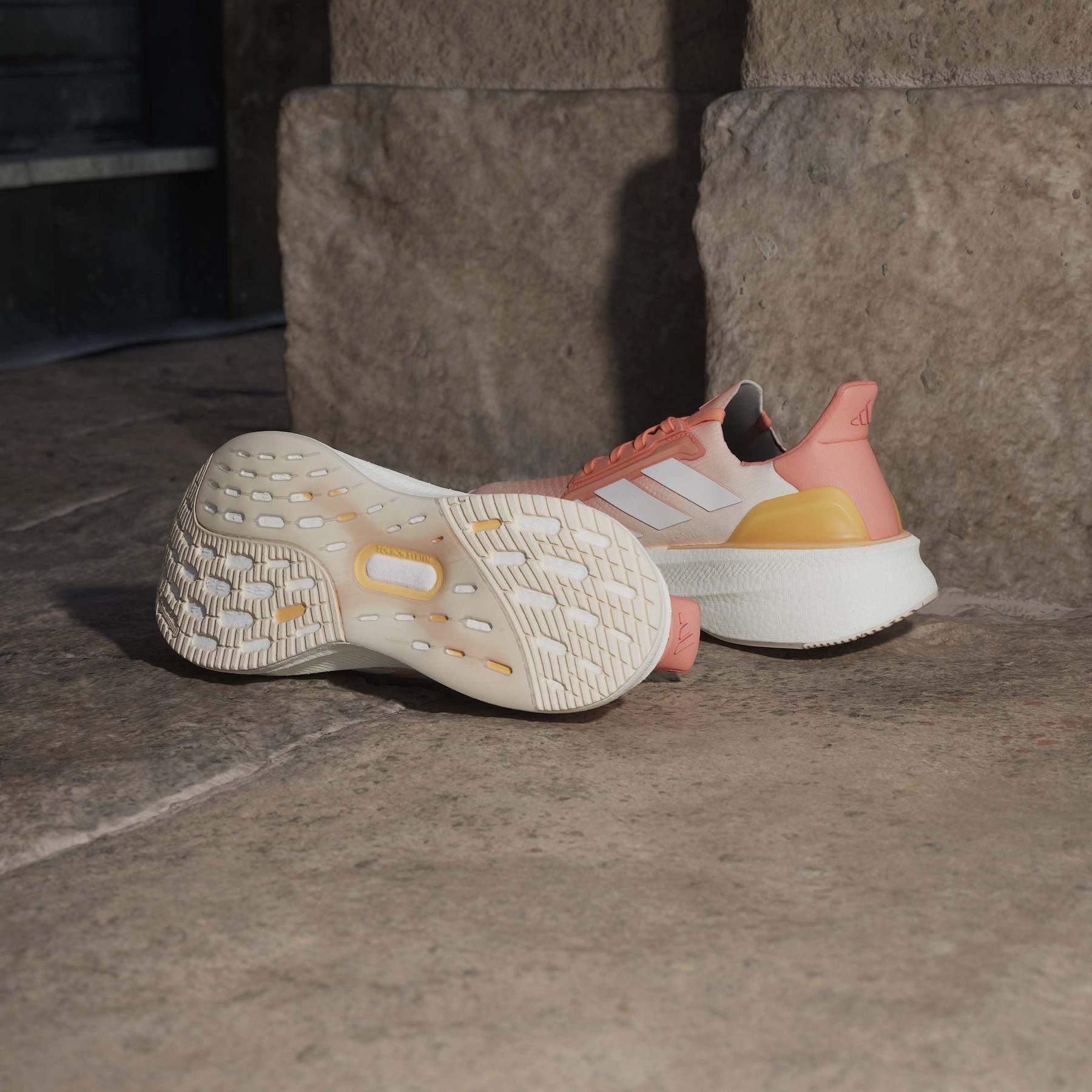 product/a/d/adidas_jr0533_18_footwear_photography_heromrktng_view_4-nw091625.jpg