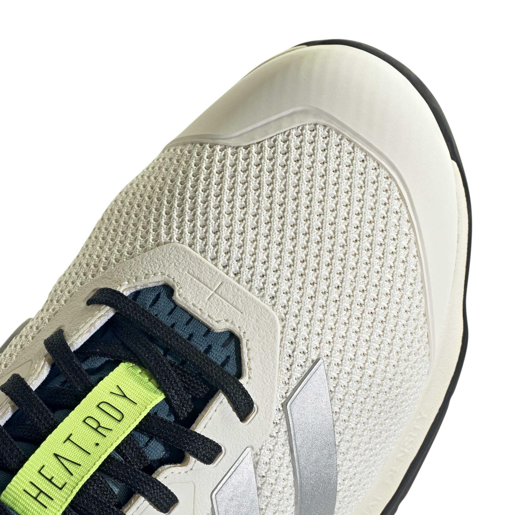 product/a/d/adidas_jr1762_9_footwear_photography_detail_view_2_white-nw091625.jpg