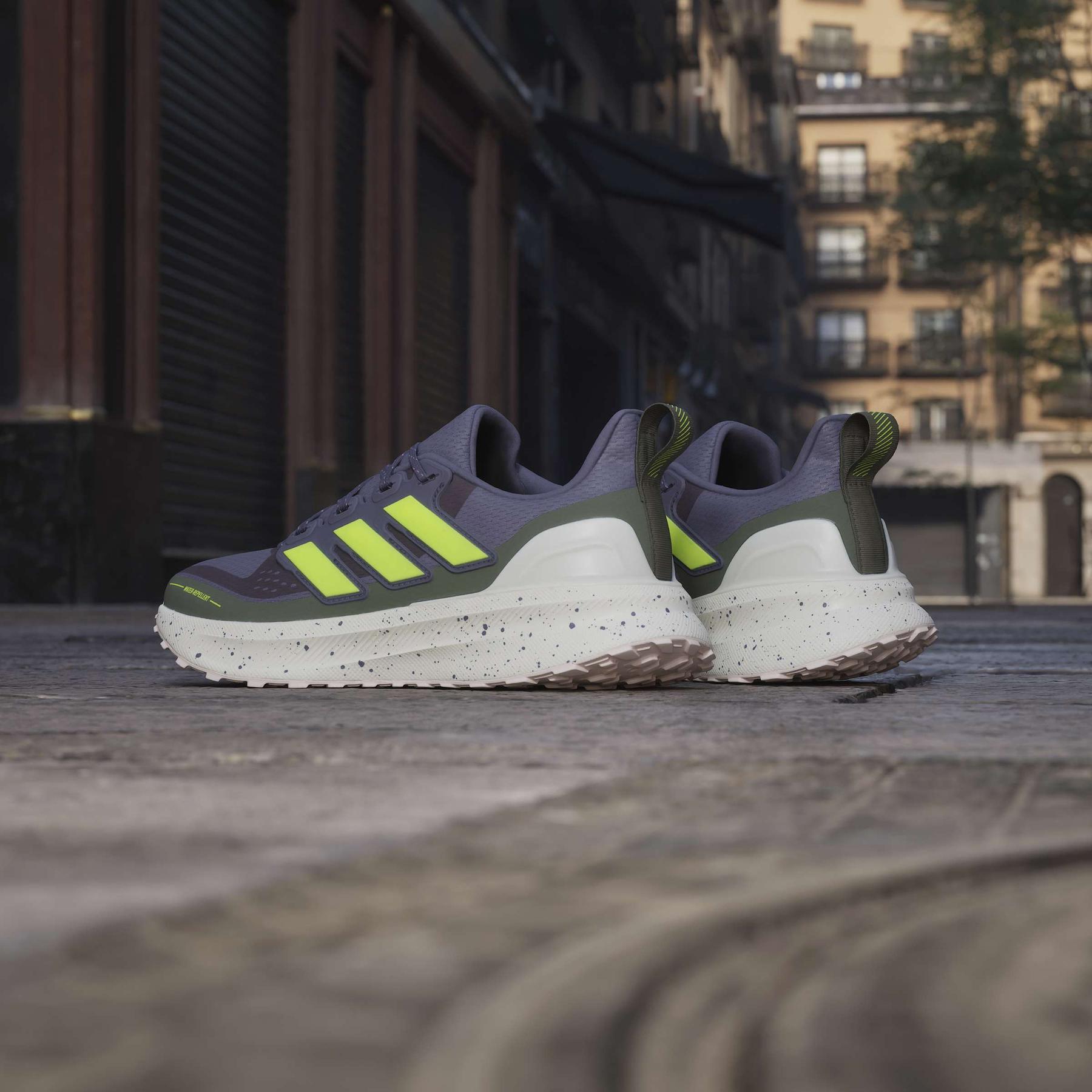 product/a/d/adidas_jr5379_19_footwear_photography_heromrktng_view_6-nw091725.jpg