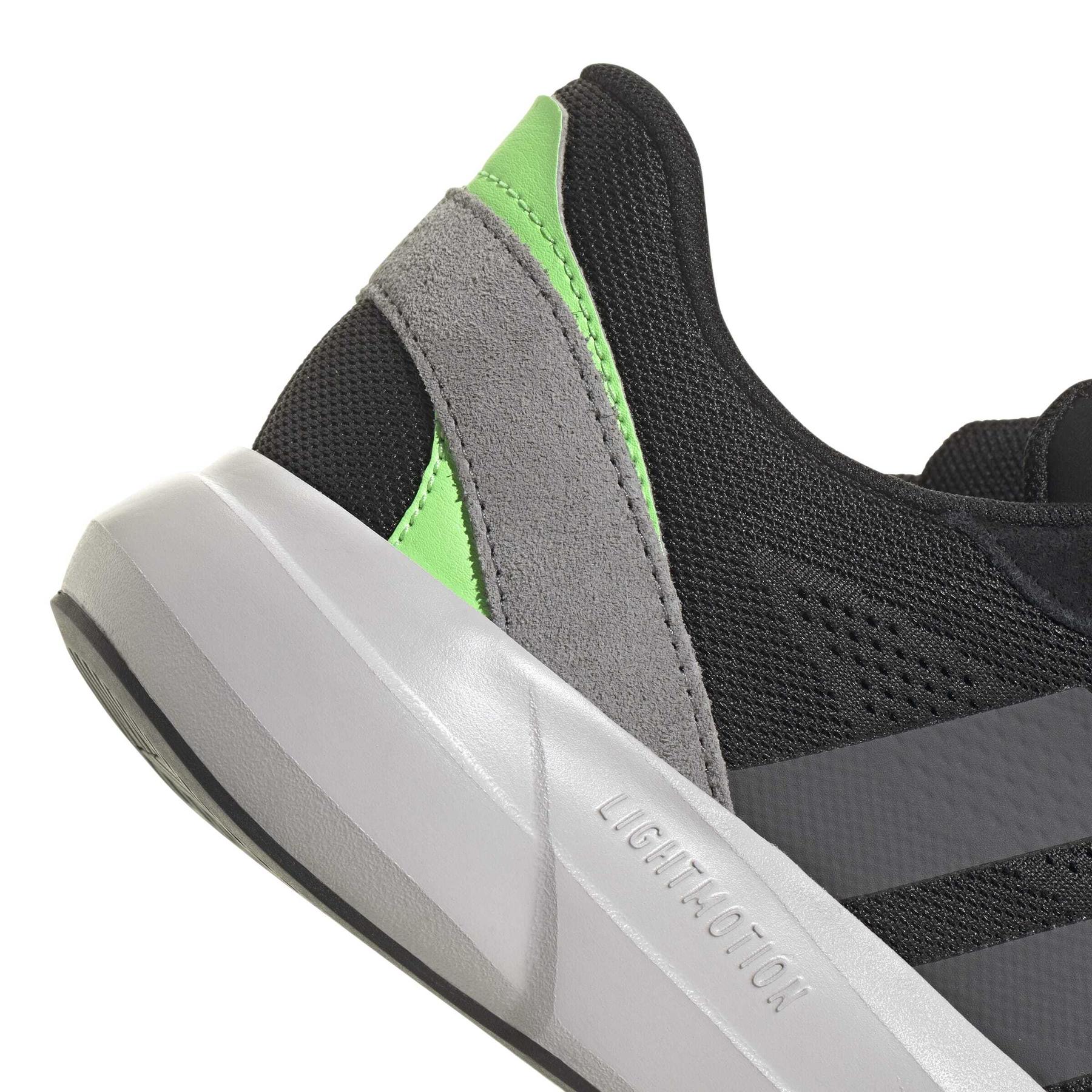 product/a/d/adidas_js4278_9_footwear_photography_detail_view_2_white-nw091725.jpg