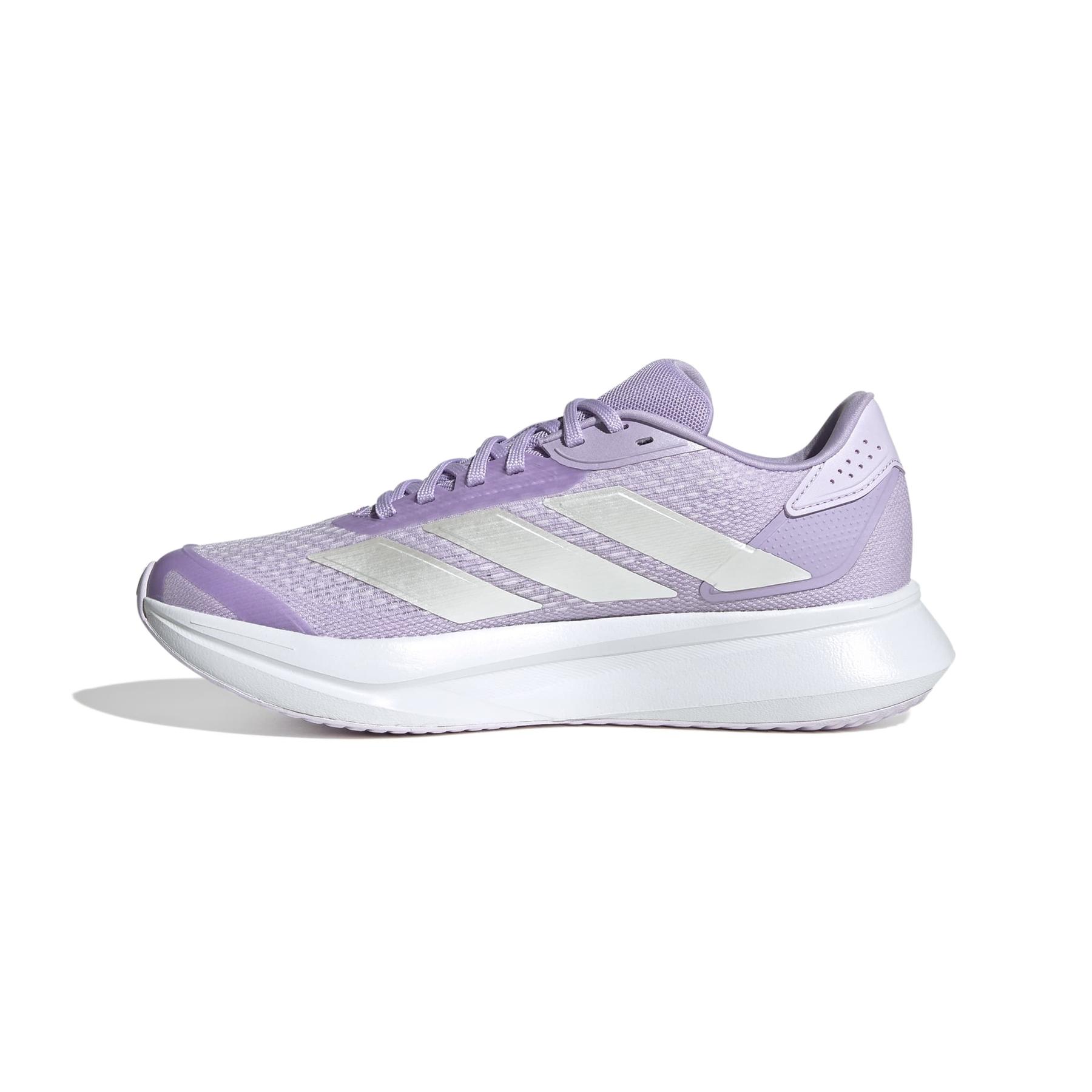 product/a/d/adidas_js4401_5_footwear_photography_side_medial_center_view_white-nw091725.jpg