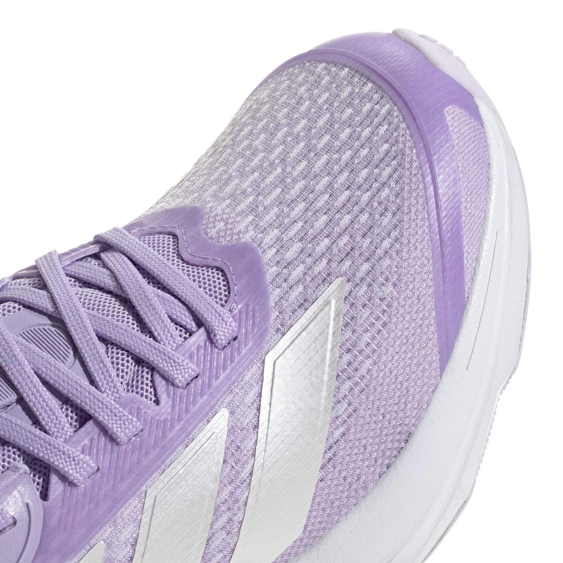 product/a/d/adidas_js4401_8_footwear_photography_detail_view_1_white-nw091725.jpg