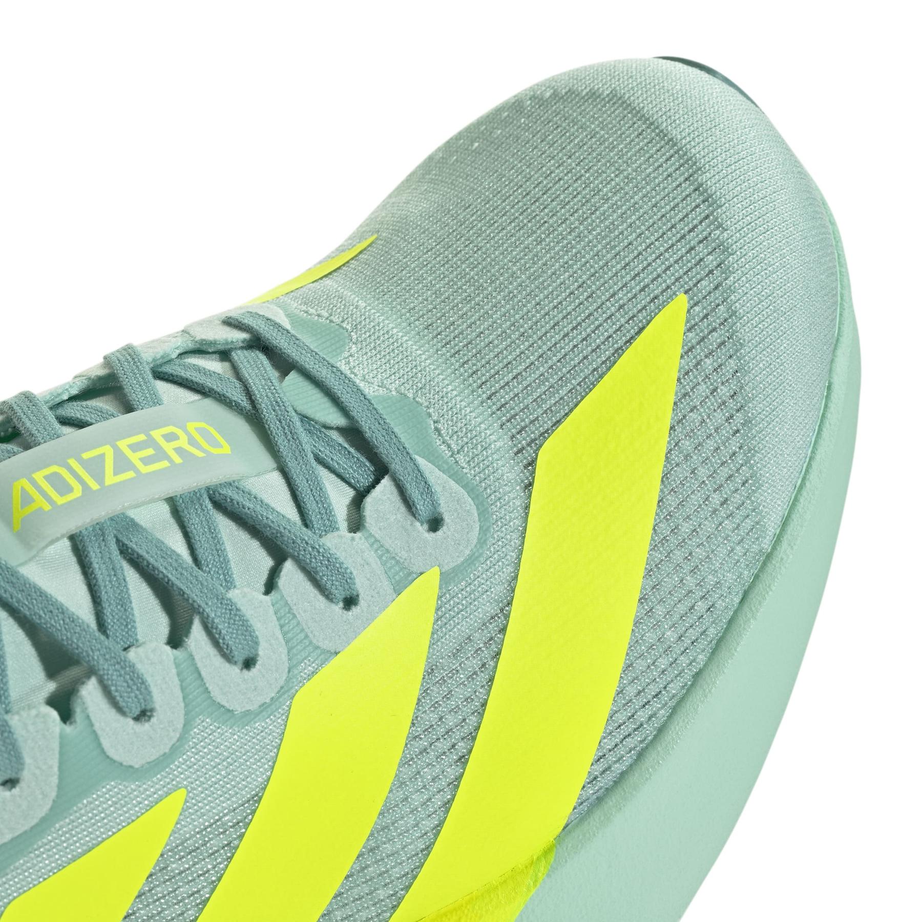 product/a/d/adidas_js4452_8_footwear_photography_detail_view_1_white-nw091725.jpg