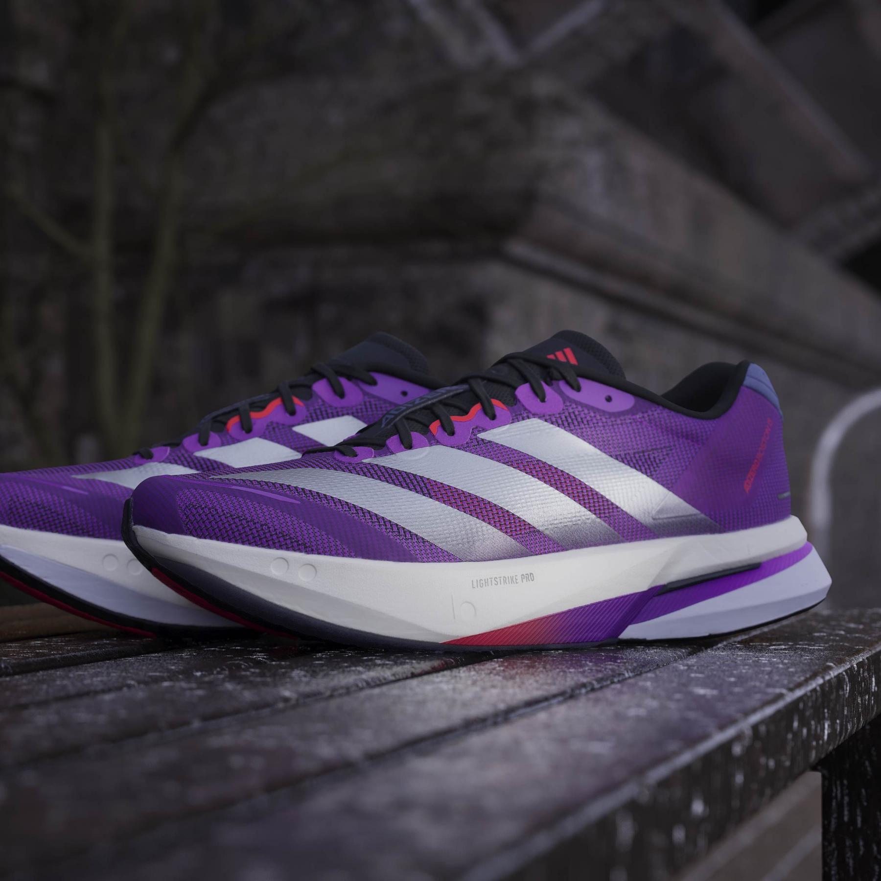 product/a/d/adidas_js4943_23_footwear_photography_heromrktng_view_10-nw091725.jpg
