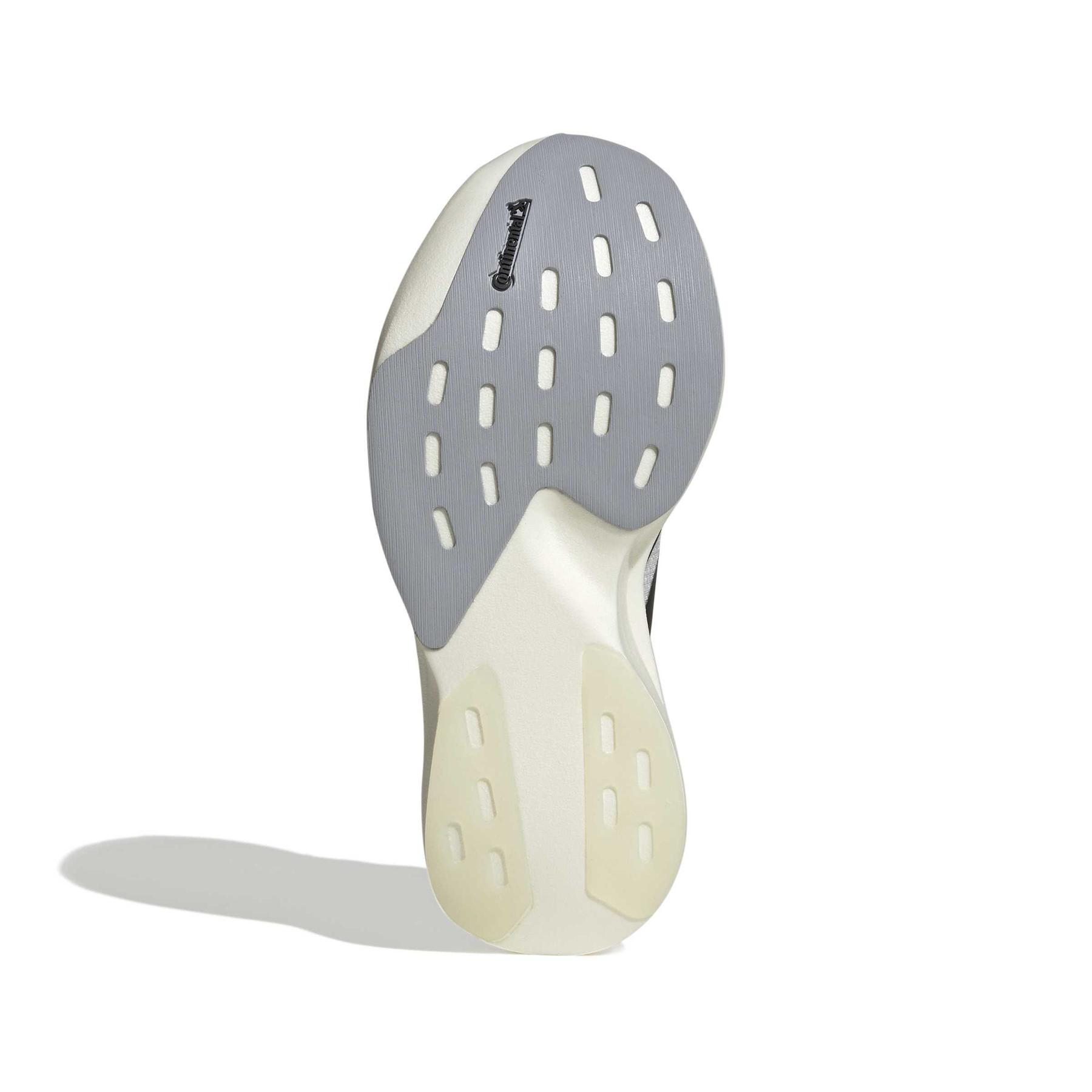 product/a/d/adidas_ki8482_4_footwear_photography_bottom_view_white-nw091725.jpg