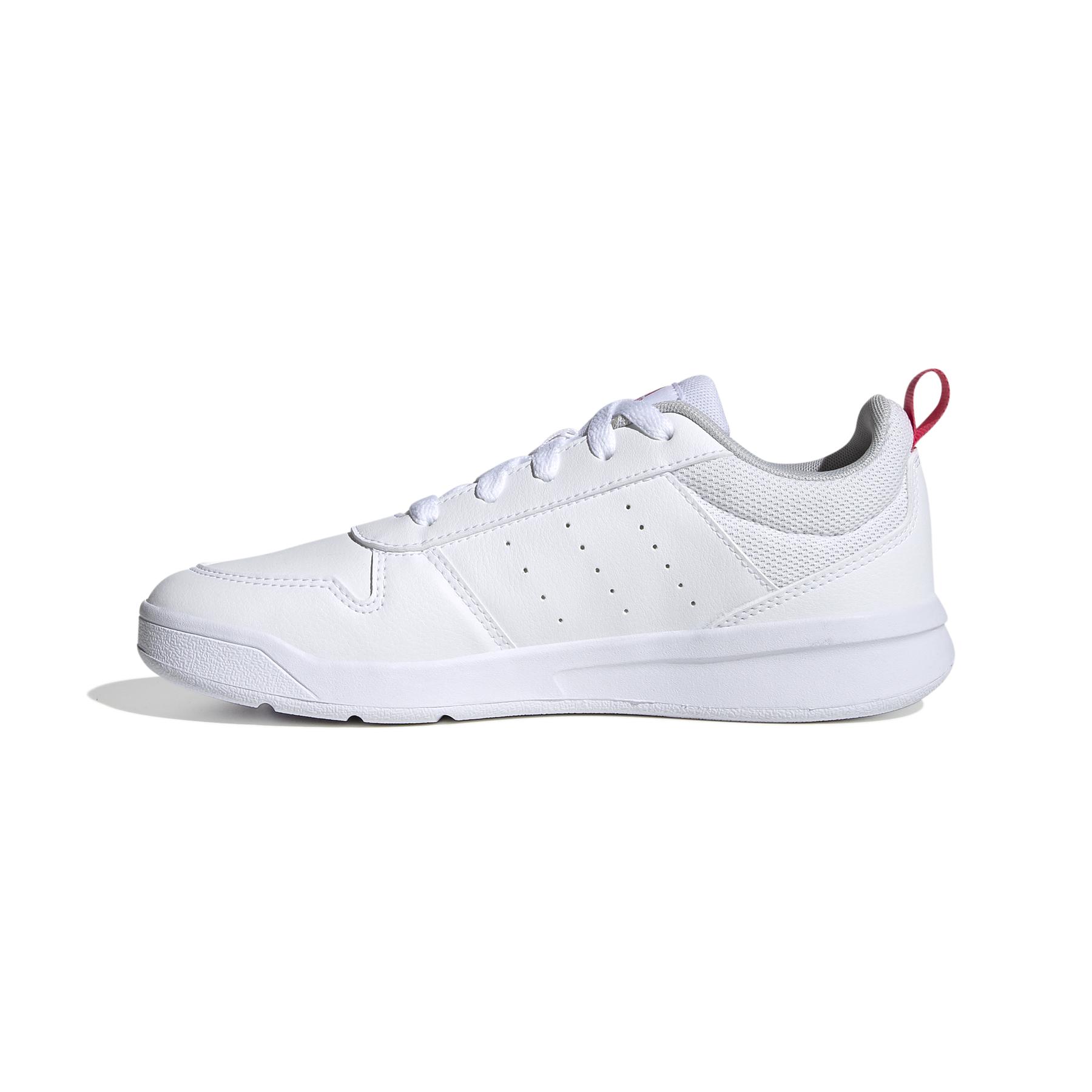 product/a/d/adidas_s24034_5_footwear_photography_side_medial_center_view_white_000.jpg