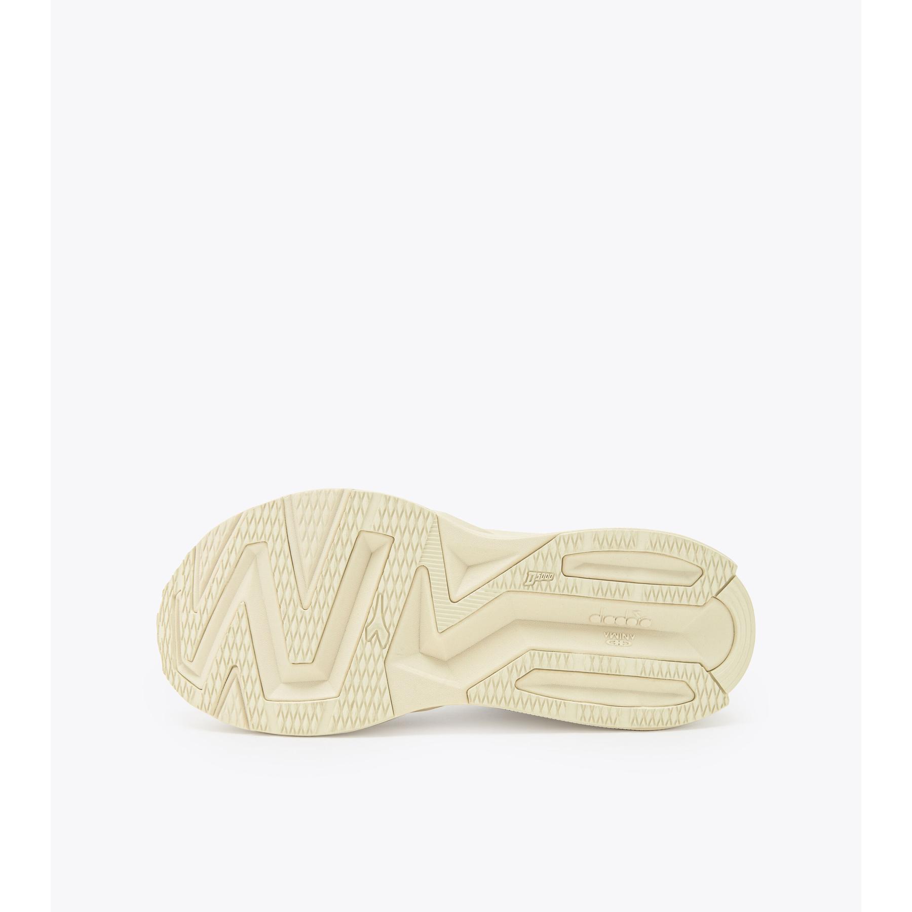 product/d/i/diadora_101.179073-c8976_blanc-blanc-blanche-murmure_4.jpg