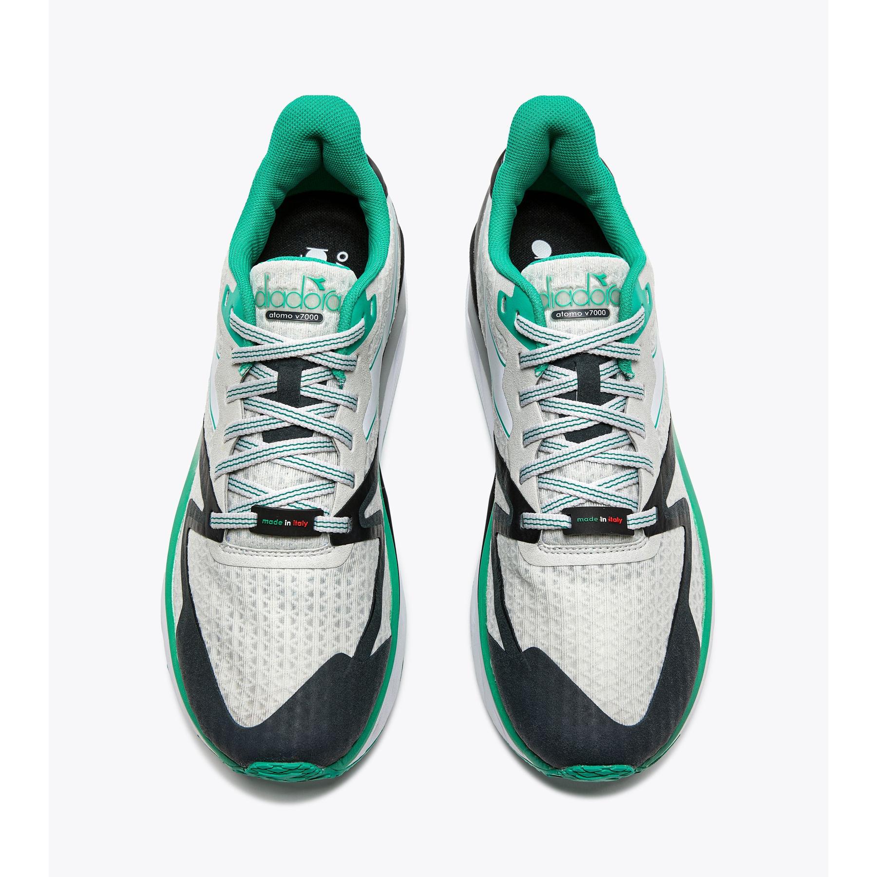 product/d/i/diadora_101.179073-d0473_gris-titane-blc-noir_2.jpg