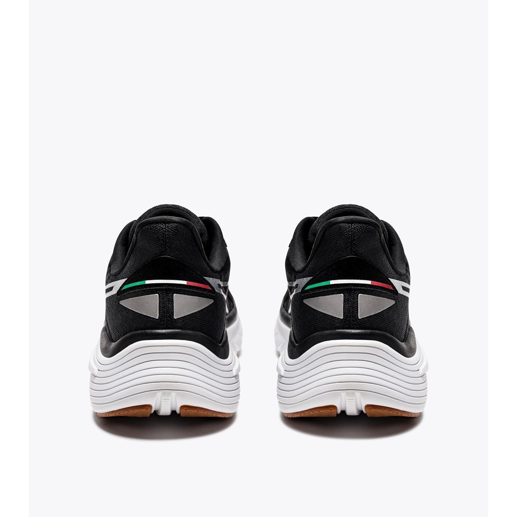 product/d/i/diadora_101.179094-c3513_2.jpg