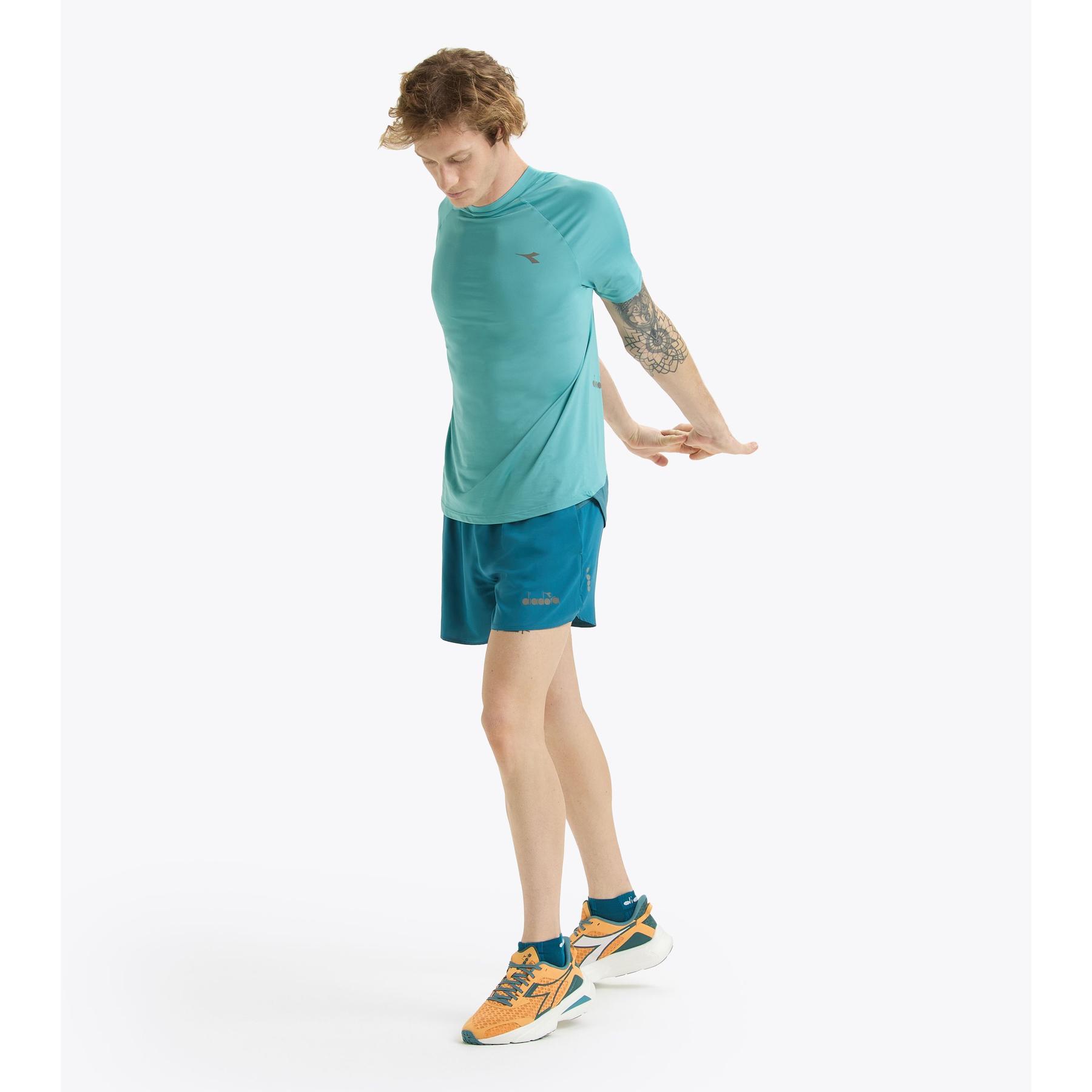 product/d/i/diadora_102.180279-60110_2.jpg