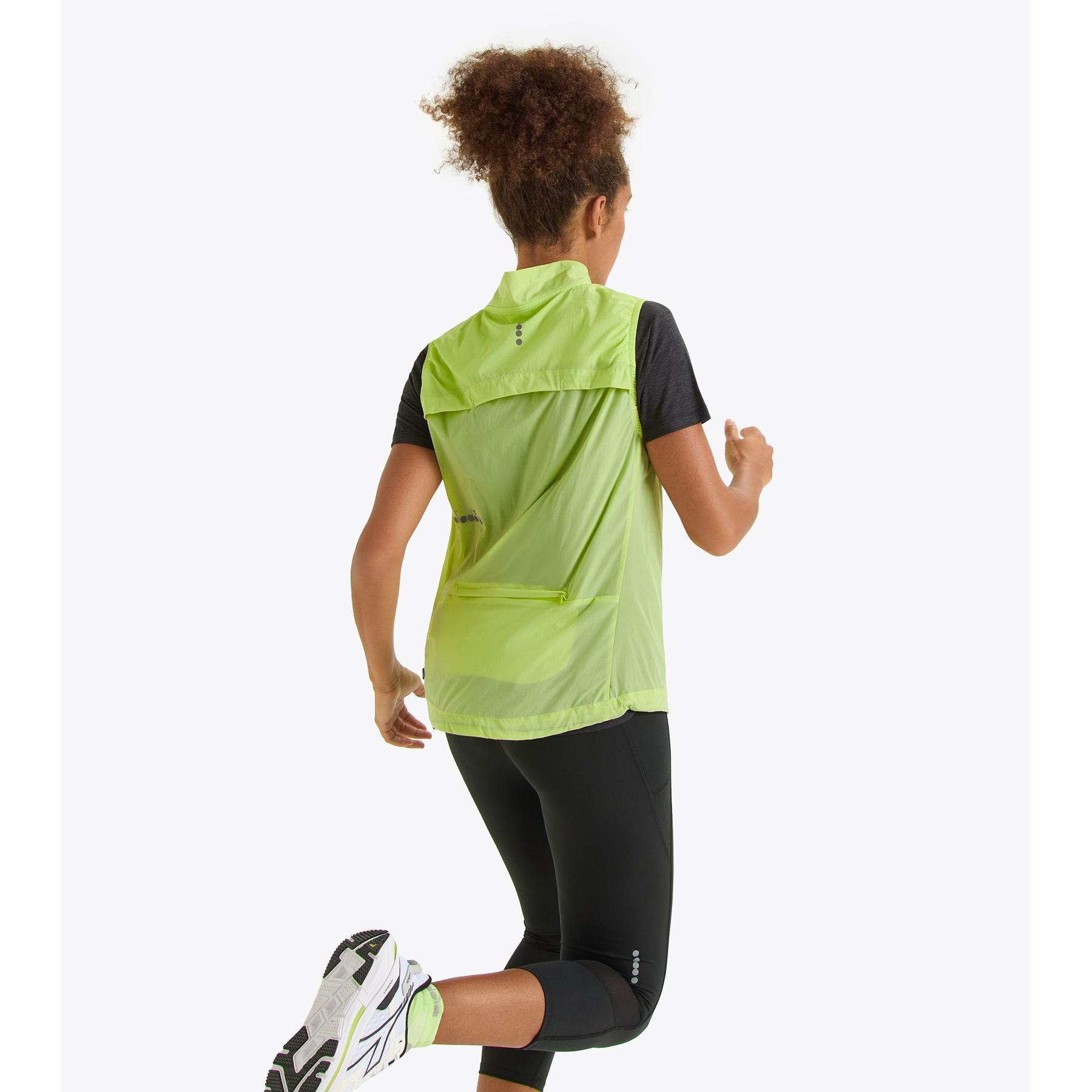 product/d/i/diadora_102.180745-70329_verde-buccia_4.jpg