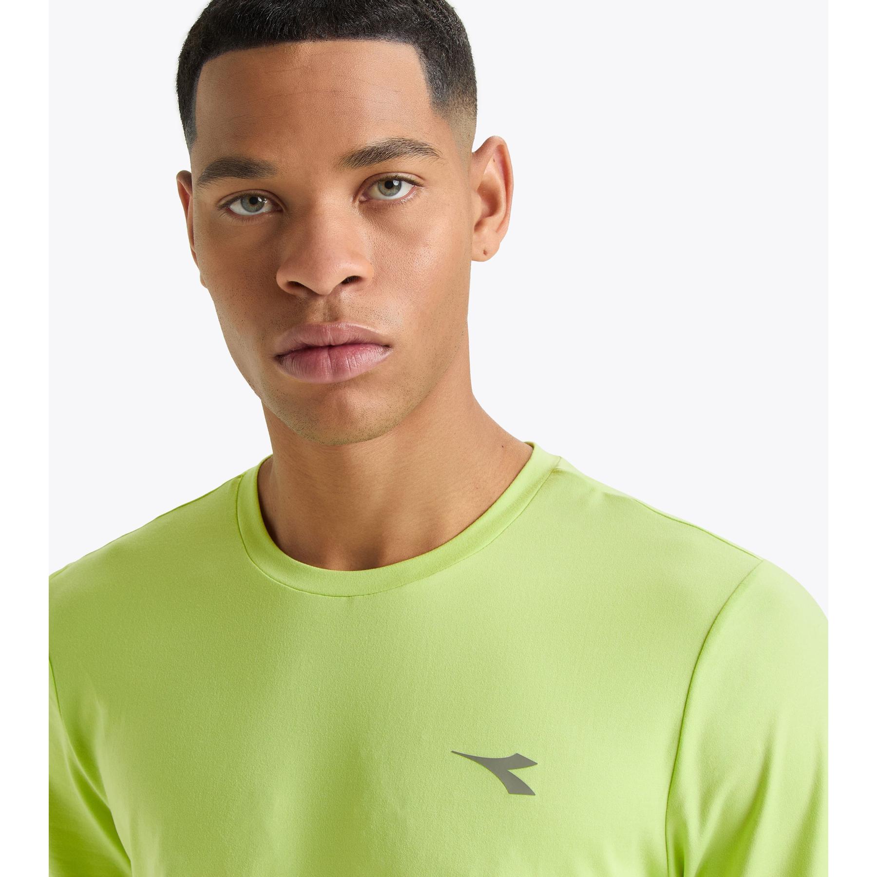 product/d/i/diadora_102.180754-70329_verde-buccia_5.jpg