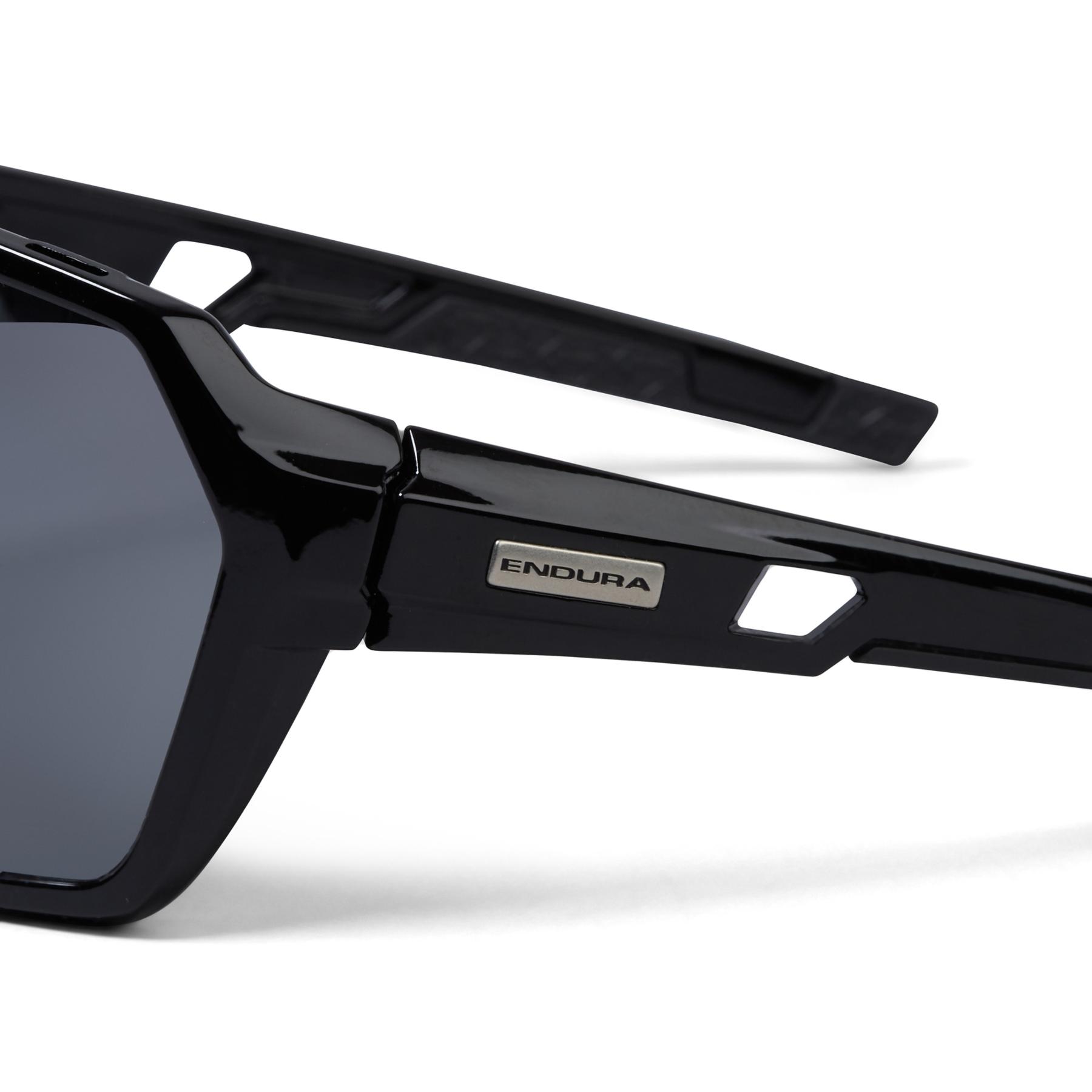 product/e/n/endura_re1342bk_black_3.jpg