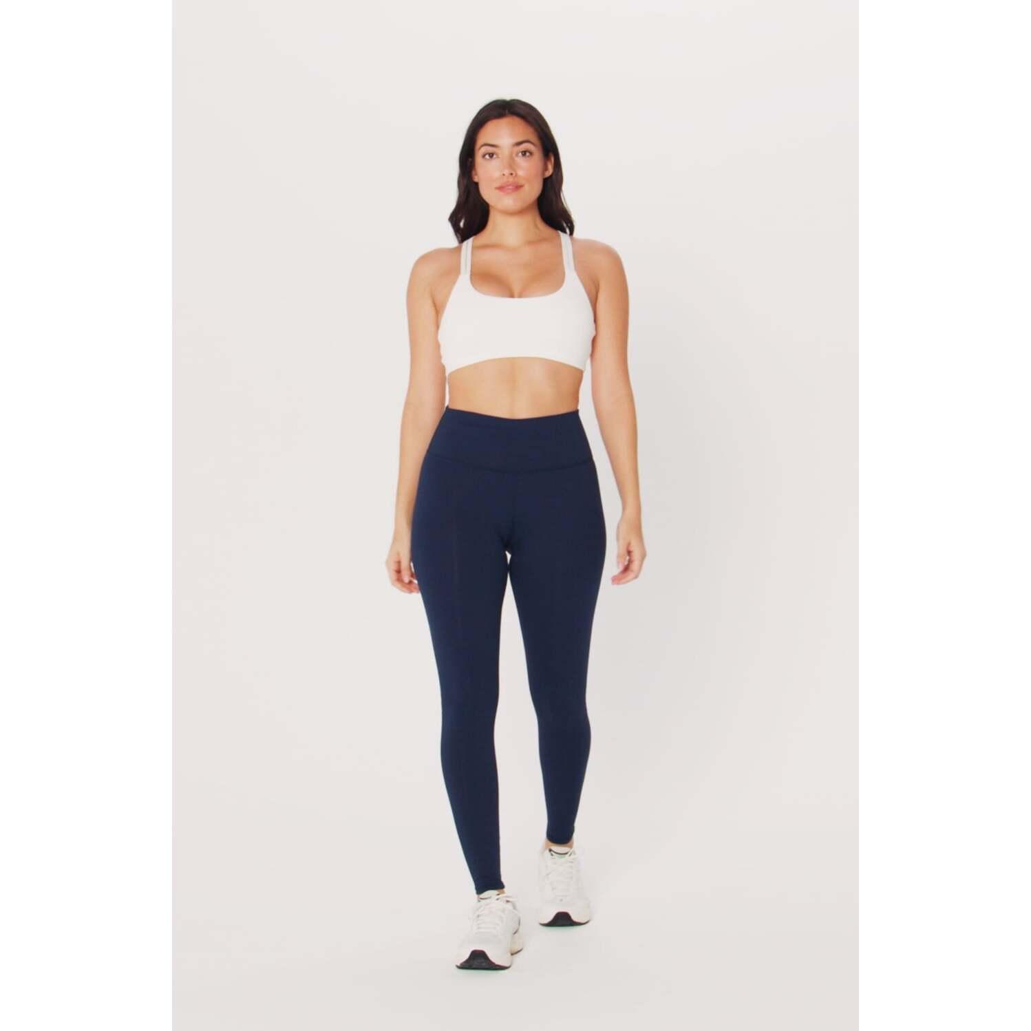 product/f/a/fabletics_pt1617843-6932_merlot_6.jpg