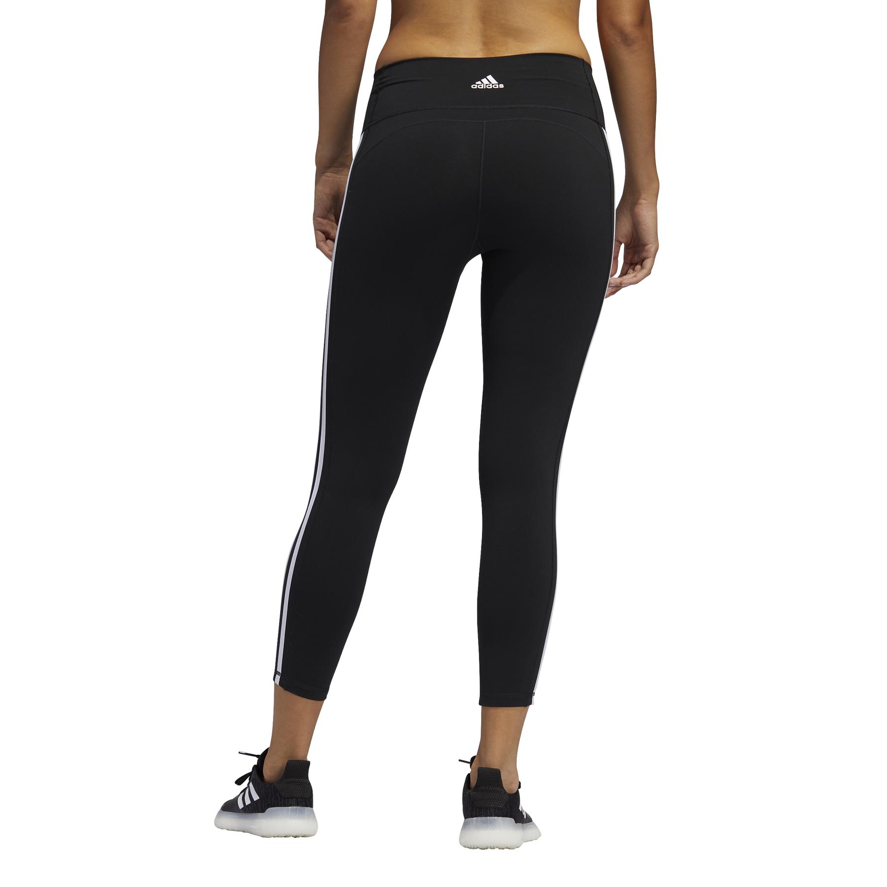 product/f/j/fj7181_app_on-model_back_white.jpg