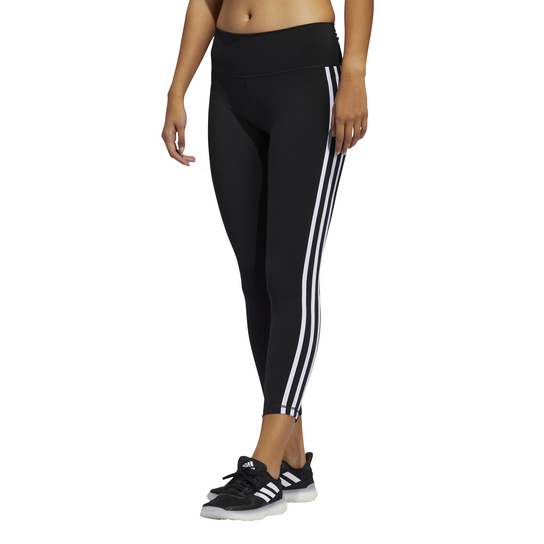 product/f/j/fj7181_app_on-model_standard_white.jpg