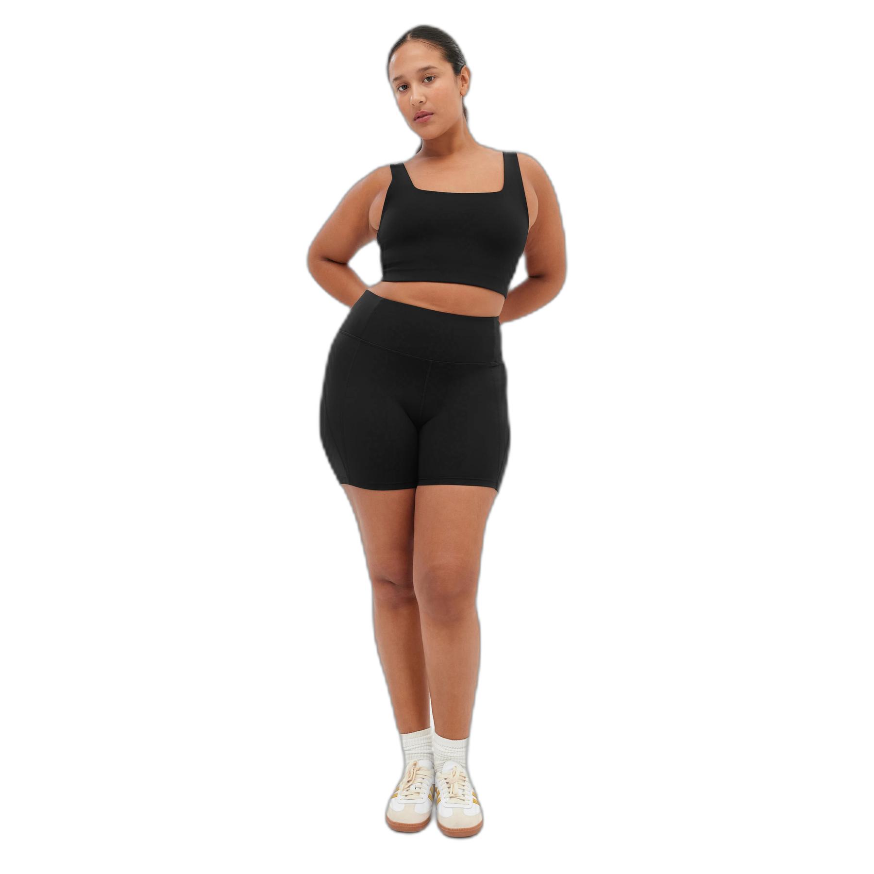 product/g/i/girlfriend-collective_4013-jb_black_2.jpg