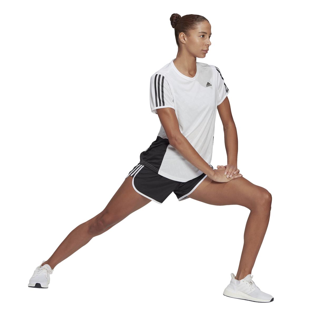 product/g/k/gk5265_app_on-model_walking_white.jpg