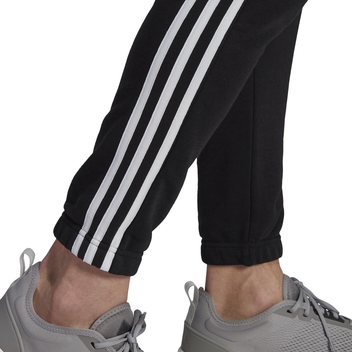 product/g/k/gk8829_app_on-model_detail-2_white.jpg