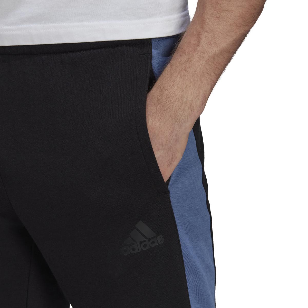 product/g/k/gk9020_app_on-model_detail-1_white.jpg