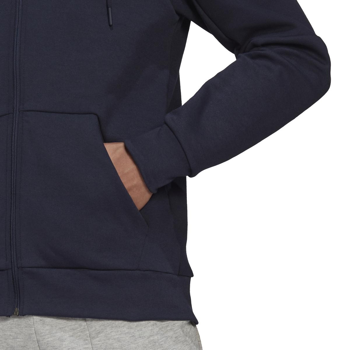 product/g/m/gm6343_app_on-model_detail-2_white.jpg