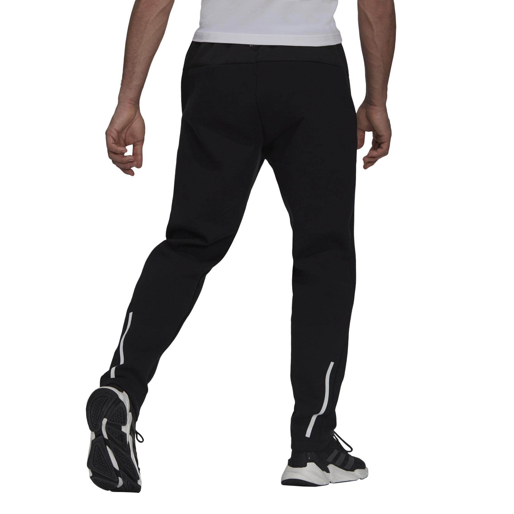 product/g/t/gt9781_app_on-model_back_white.jpg