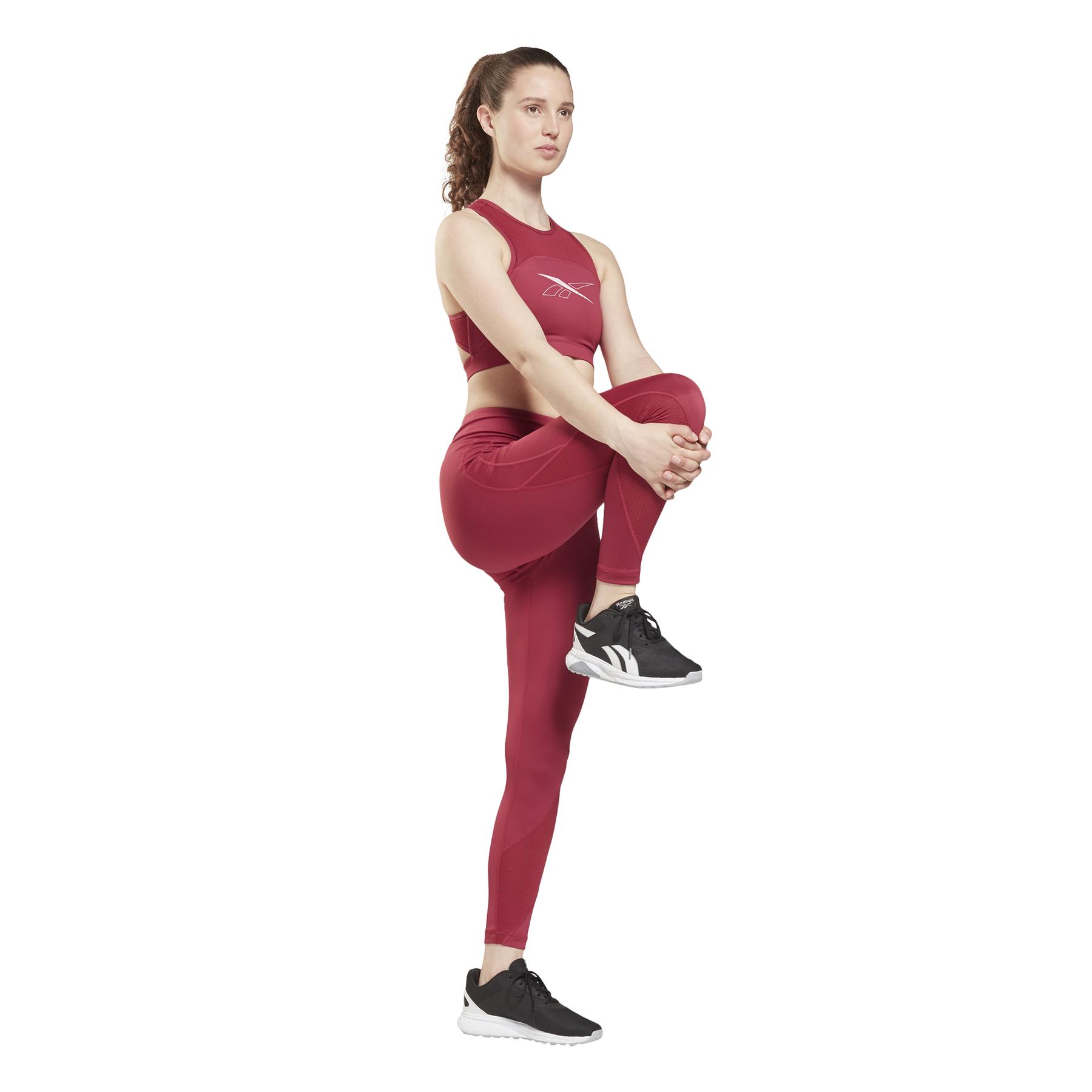 product/g/v/gv0843_app_on-model_side_white.jpg