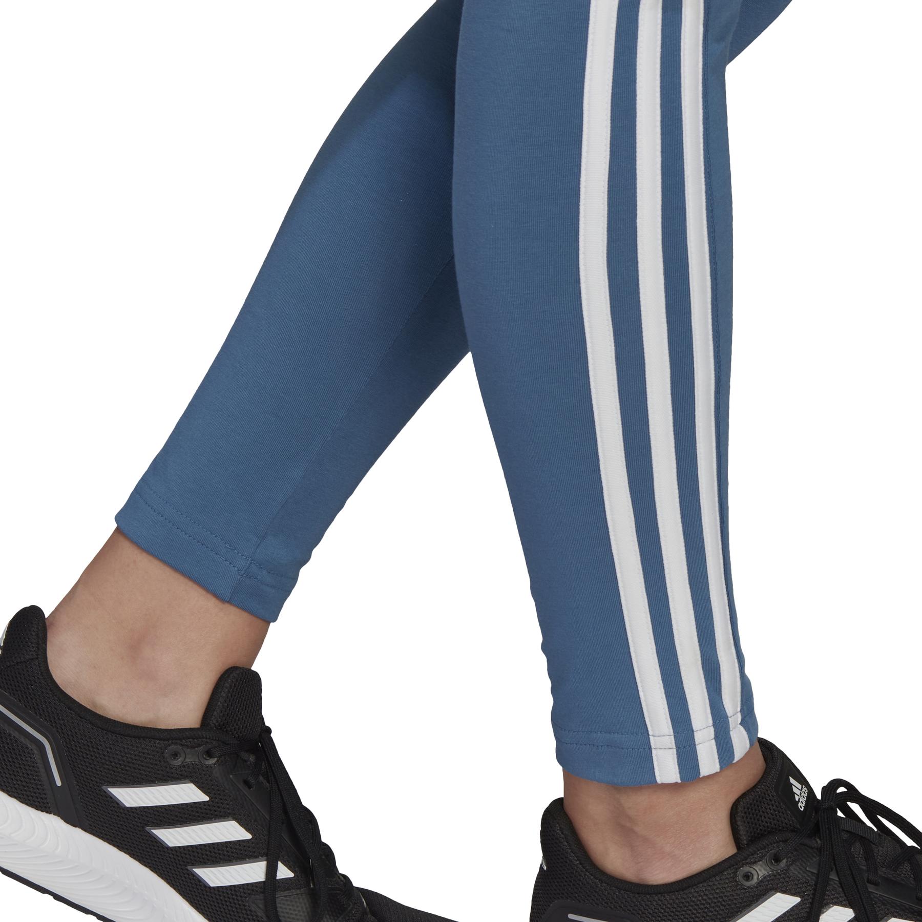 product/h/d/hd1830_app_on-model_detail-2_white_1645109462.jpg