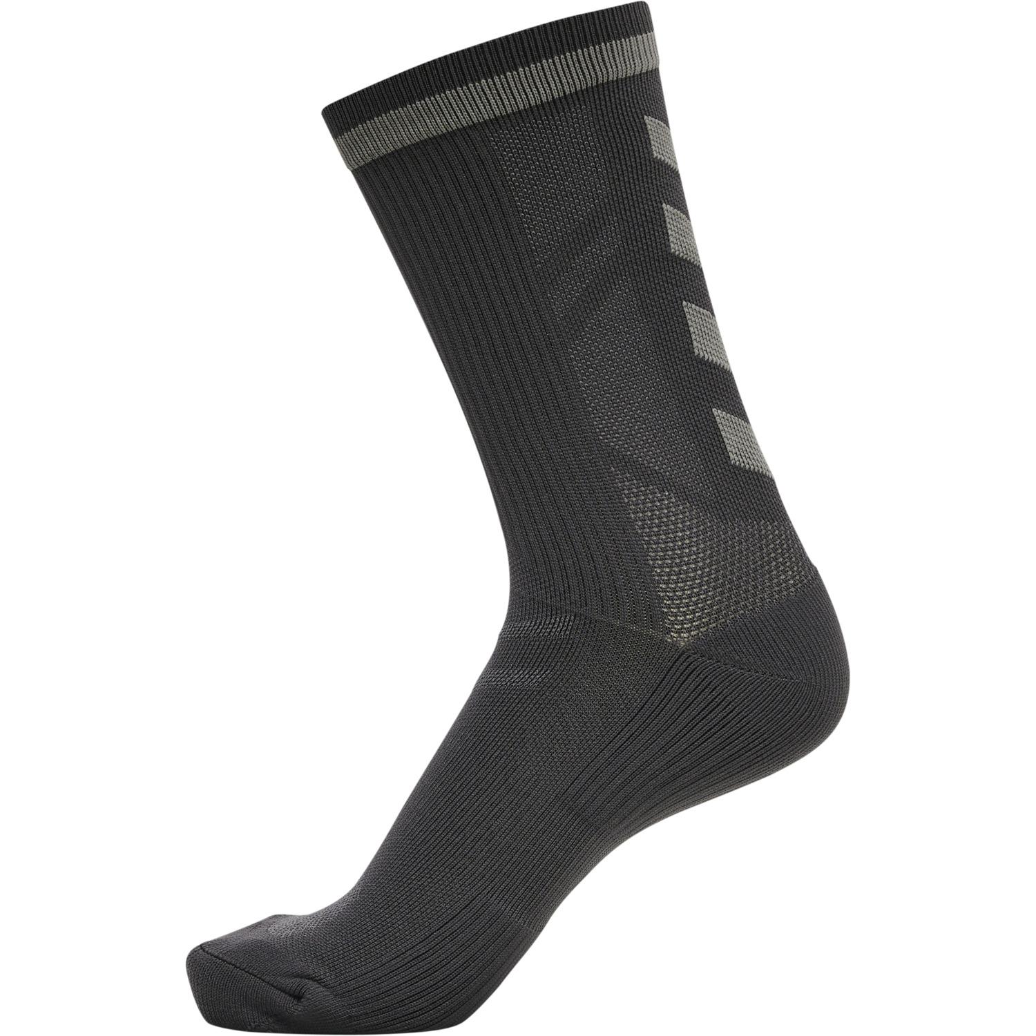 product/h/u/hummel_211149-2135_black_1.jpg