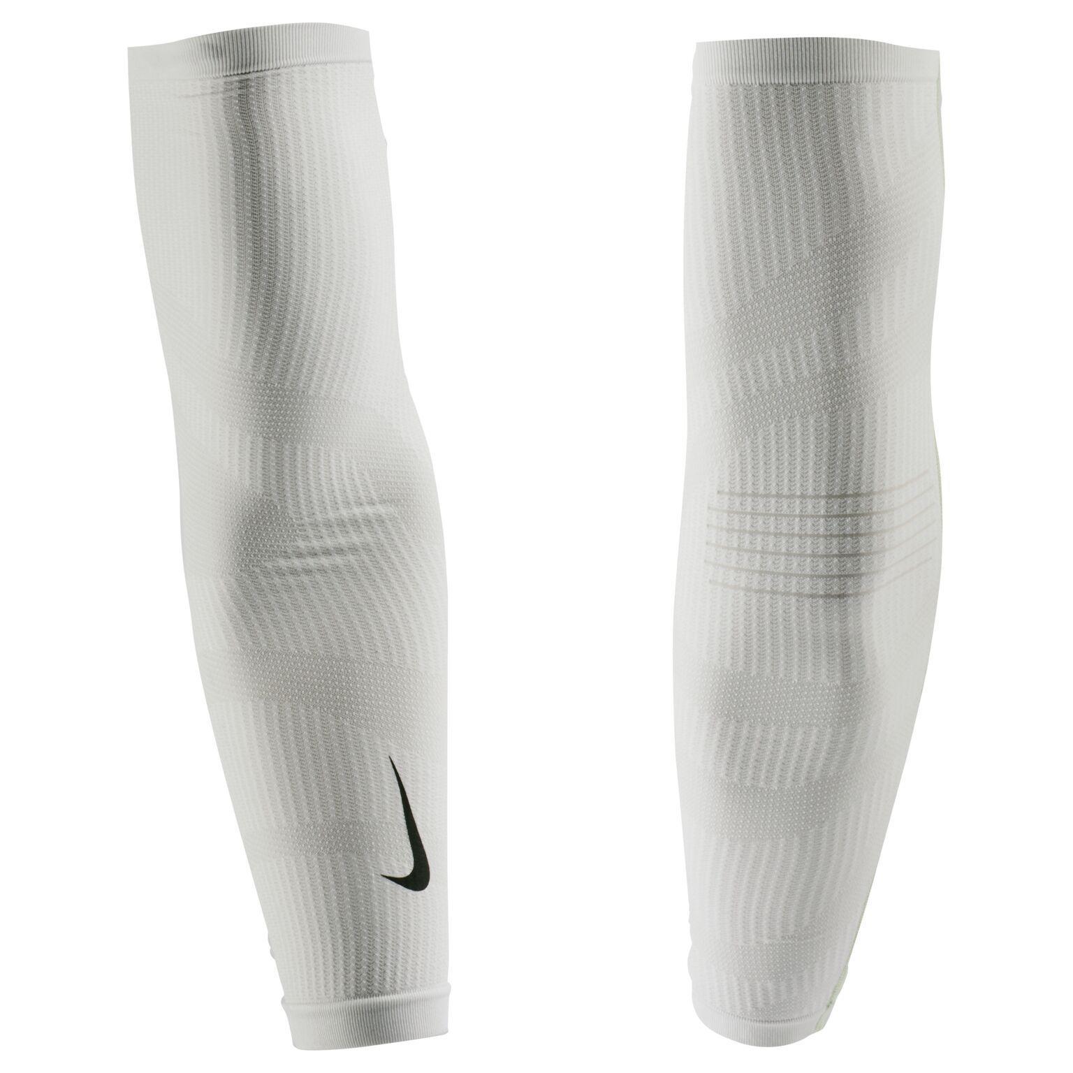 product/n/i/nike_n1003449-123_summit-white-photon-dust-black_1.jpg