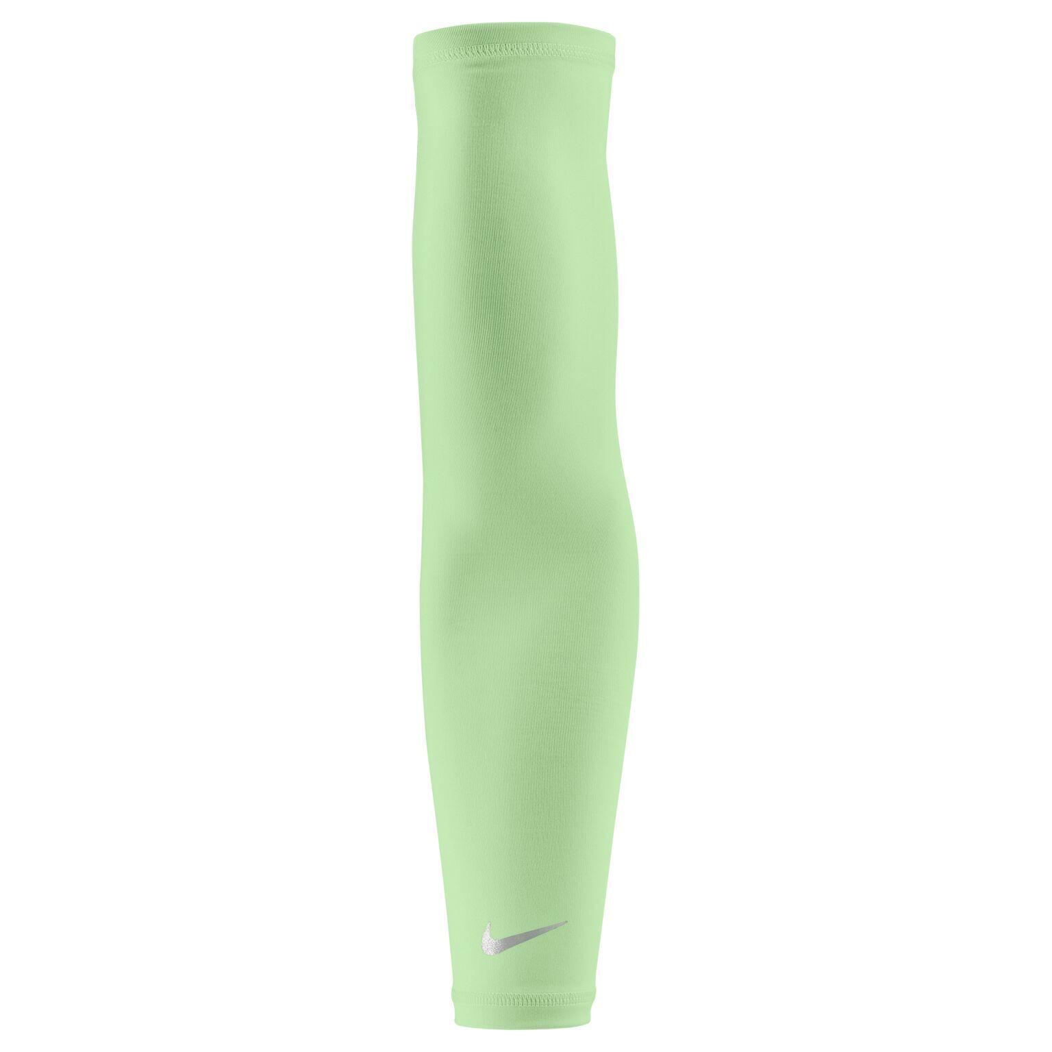 product/n/i/nike_n1004268-323_vapor-green-silver_1.jpg