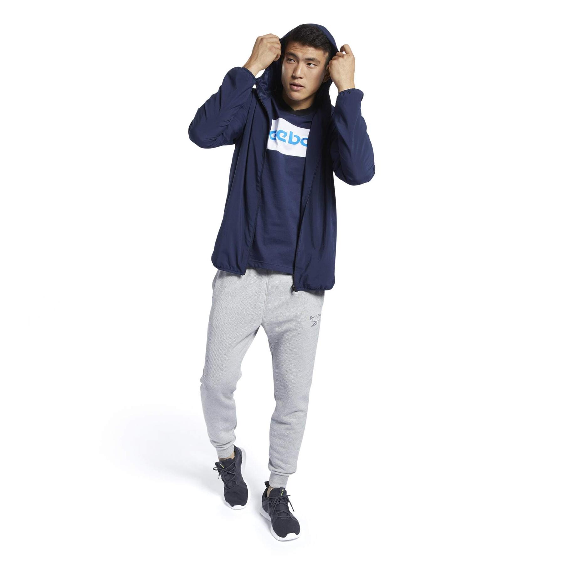 product/r/e/reebok_fu3098_5_apparel_on_model_side_view_white.jpg