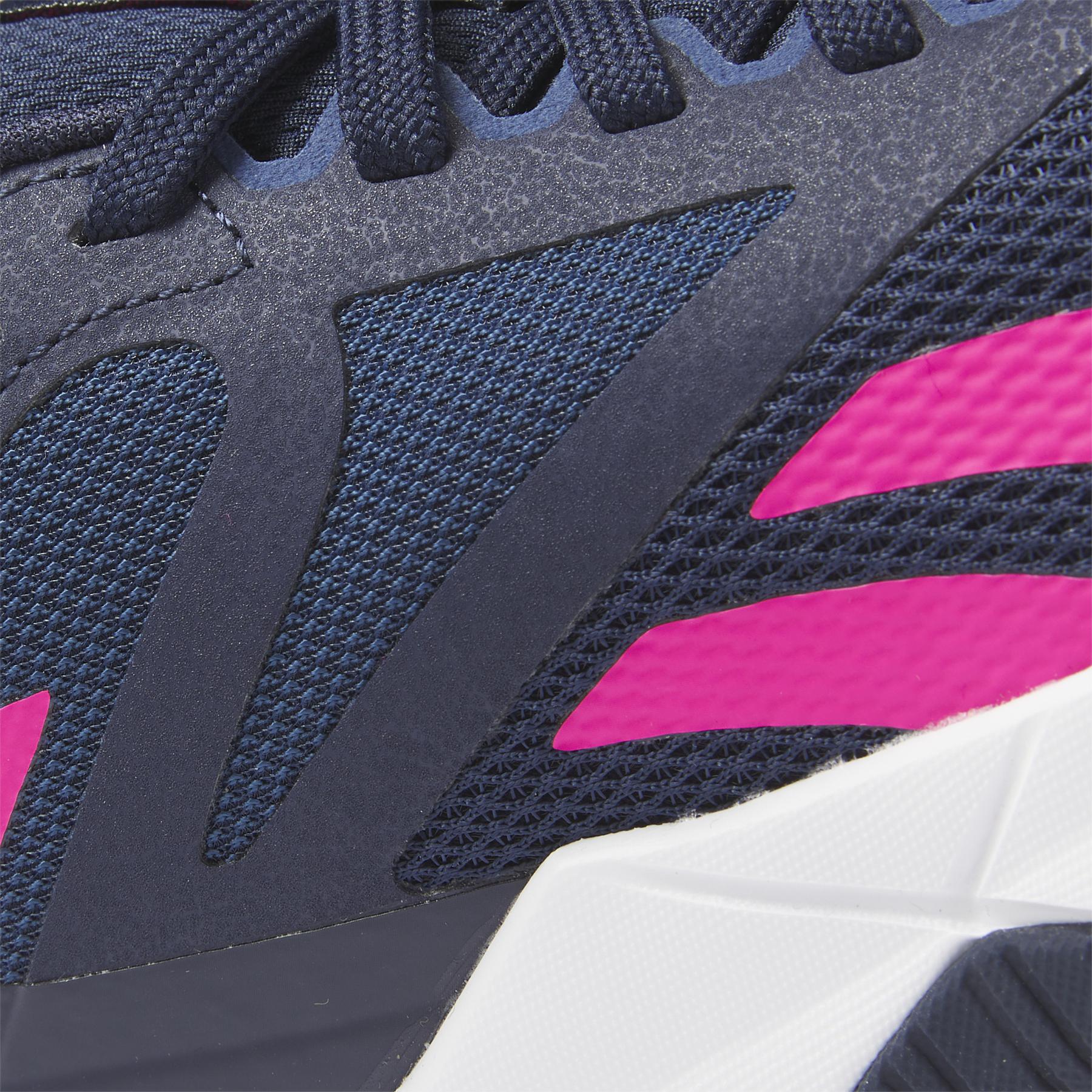 product/r/e/reebok_gy9775_7_footwear_photography_detail_view_1_white_000.jpg